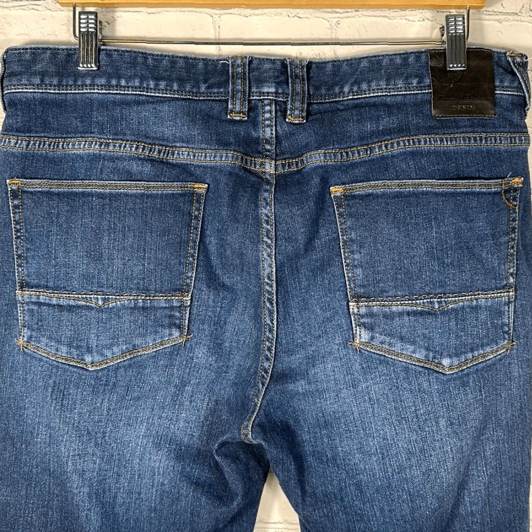Tommy Bahama VINTAGE Tommy Bahama Mens Carmel Slim Jeans Jeans Men 38 Blue 32 Inseam 32 Slim Straight 7" leg opening Size US 38 / EU 54 - 7 Thumbnail