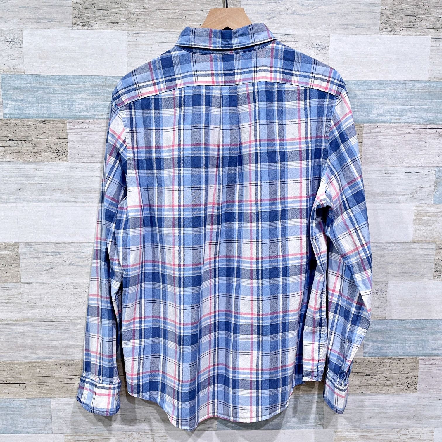 Vineyard Vines Vineyard Vines Slim Oxford Tucker Shirt Blue White Plaid L Size US L / EU 52-54 / 3 - 3 Thumbnail