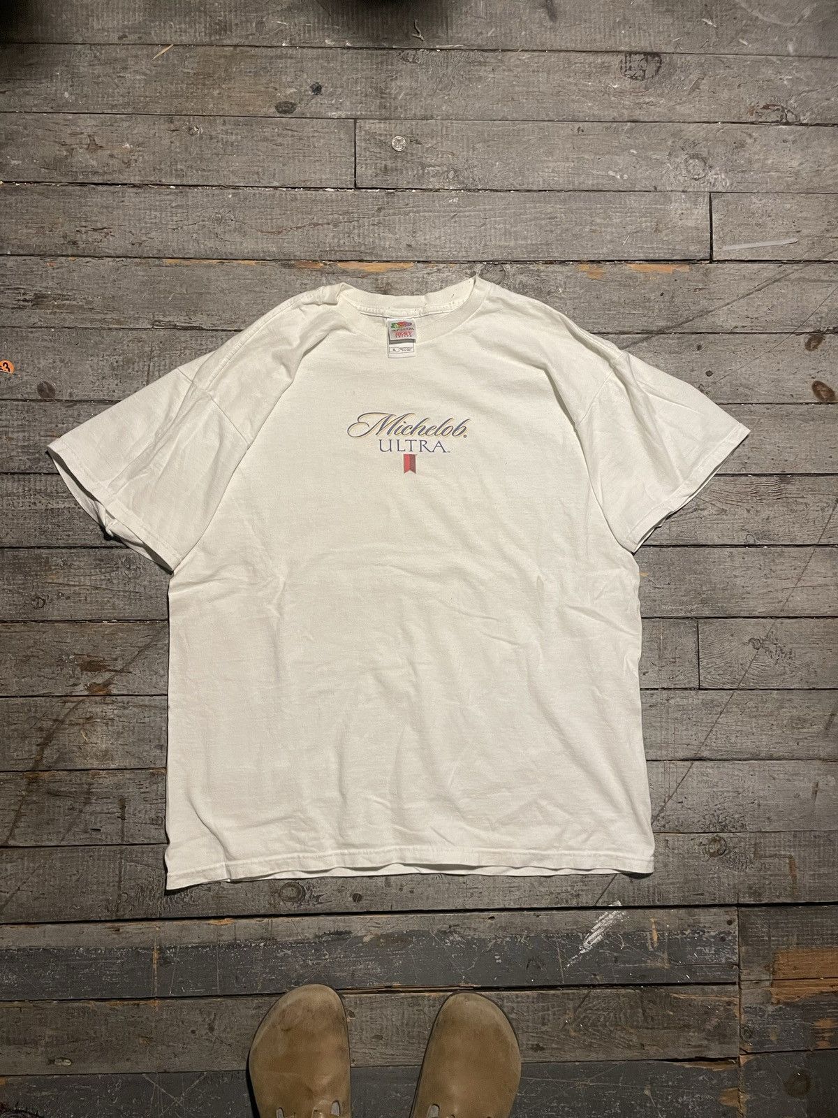 Vintage Y2K Michelob Ultra Beer T Shirt Size US XL / EU 56 / 4 - 1 Thumbnail