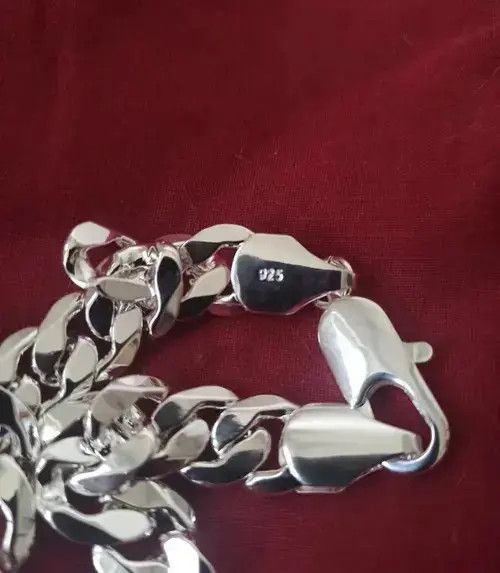 Jewelry 8MM Cuban Chain Necklace Size ONE SIZE - 3 Thumbnail