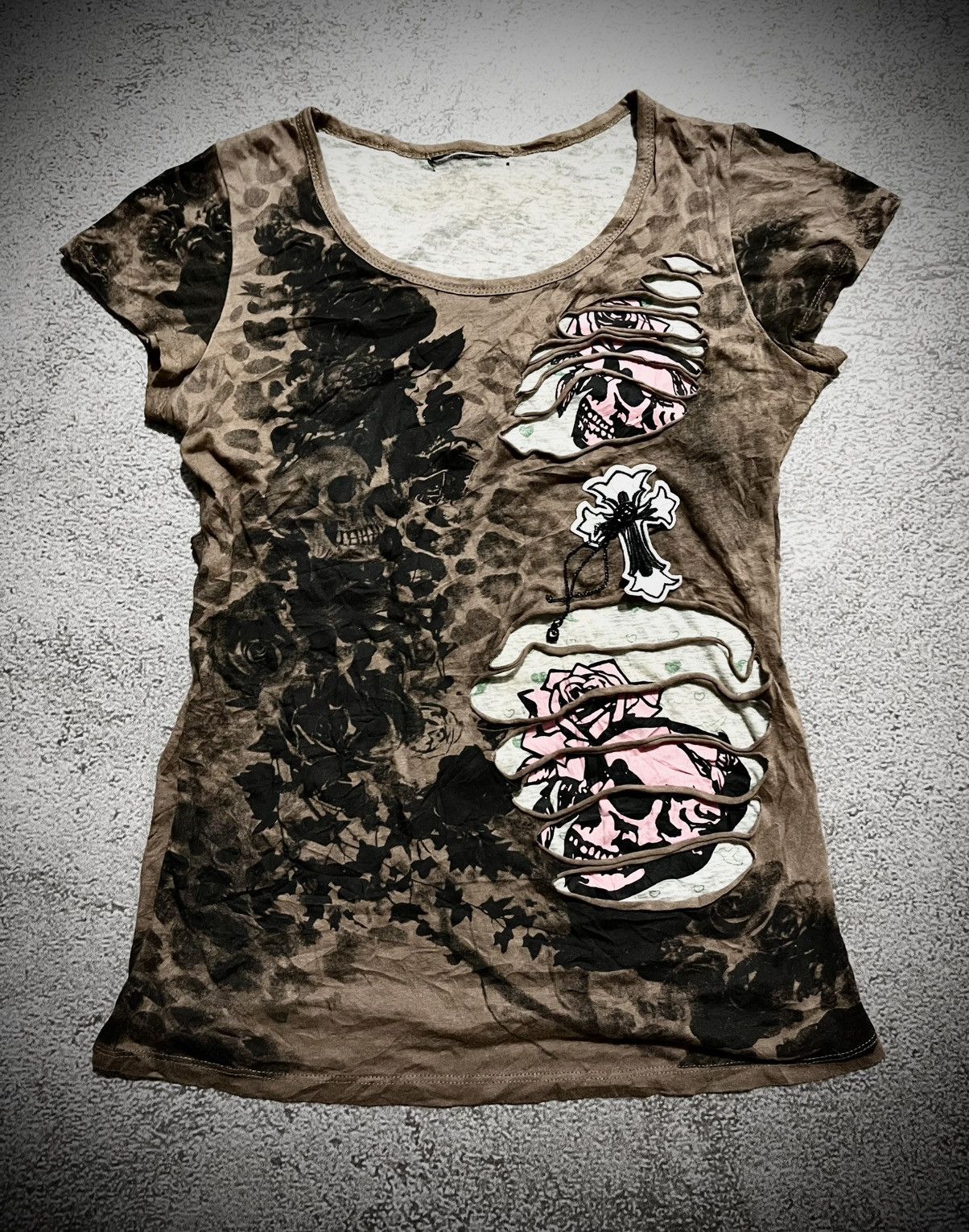 Japanese Brand Crazy Fur Japanese Distressed Gothic t-shirt If Six Was nine Size US M / EU 48-50 / 2 - 1 Thumbnail