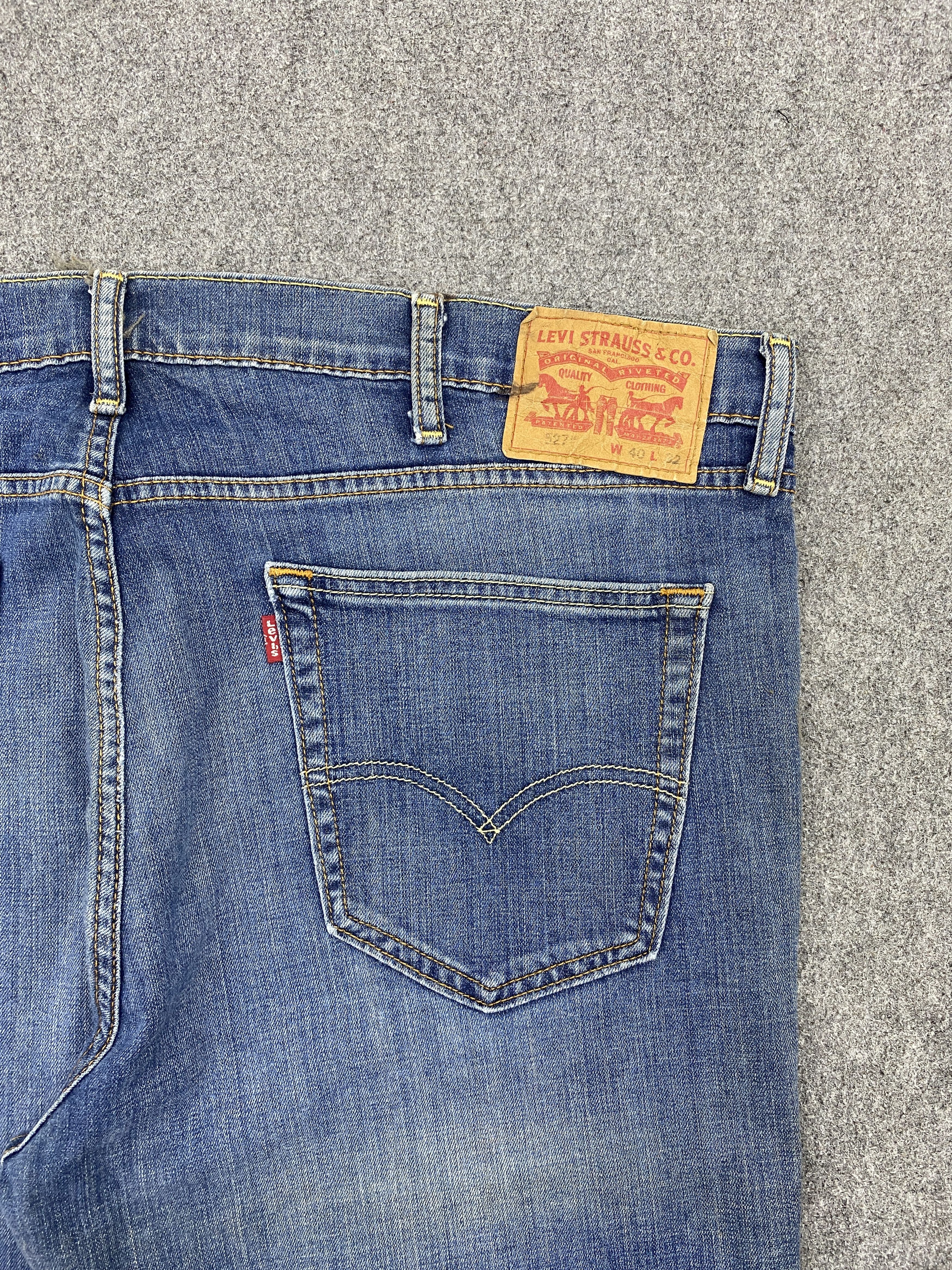 Levi's Vintage Levis 527 Flared Bootcut Faded Blue Jeans Size US 41 - 14 Thumbnail