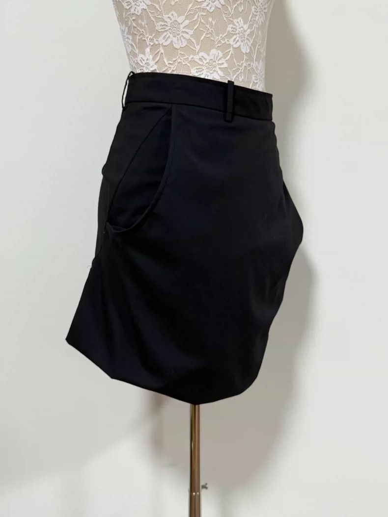 Vivienne Westwood Vivienne Westwood size2 Classic Alien asymmetrical structur Size 26" / US 2 / IT 38 - 2 Thumbnail