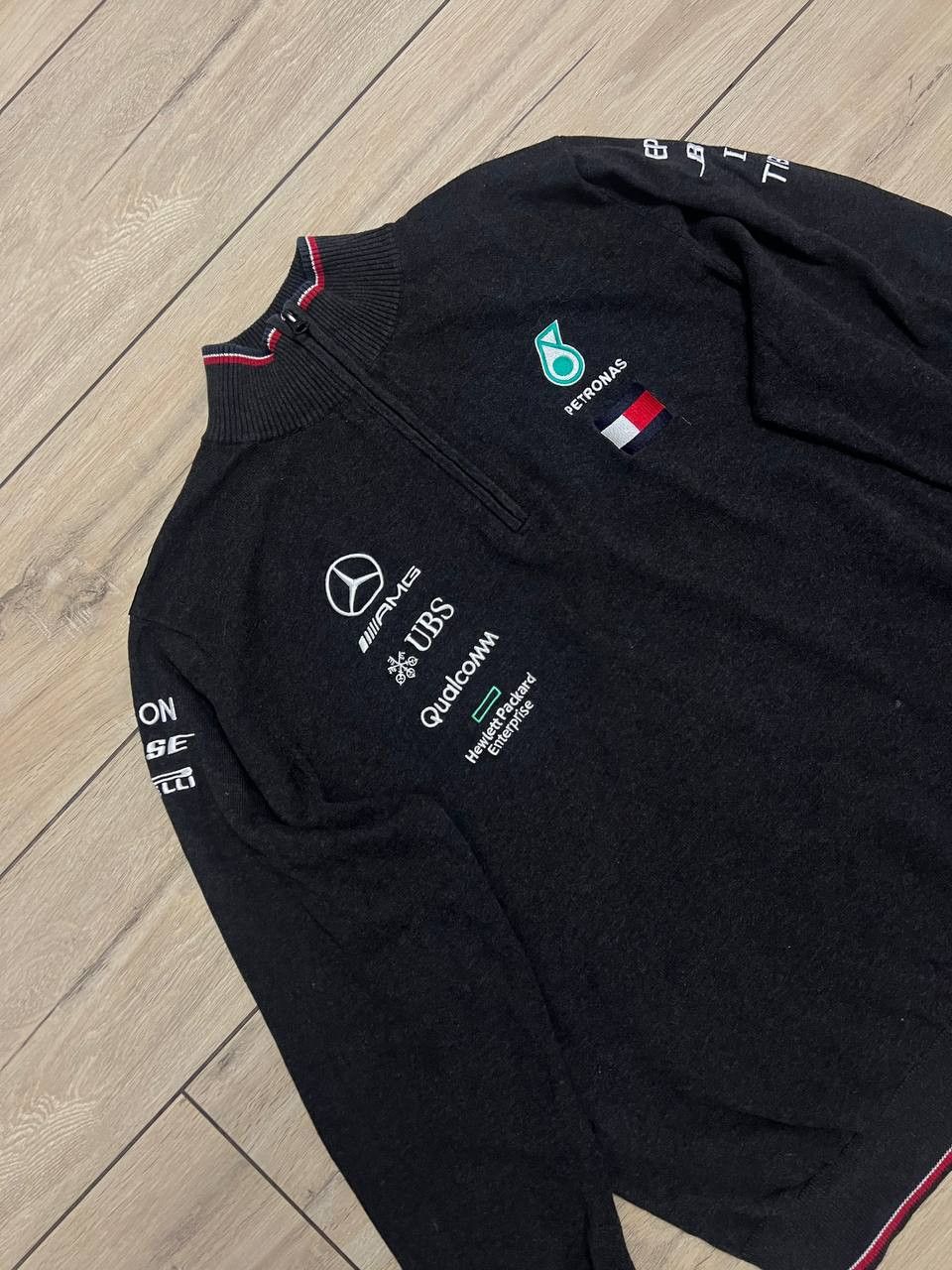 Formula 1 × Mercedes-Benz Mercedes AMG Petronas Racing F1 Jacket 1/4 Zip XL pullover Size US XL / EU 56 / 4 - 2 Thumbnail