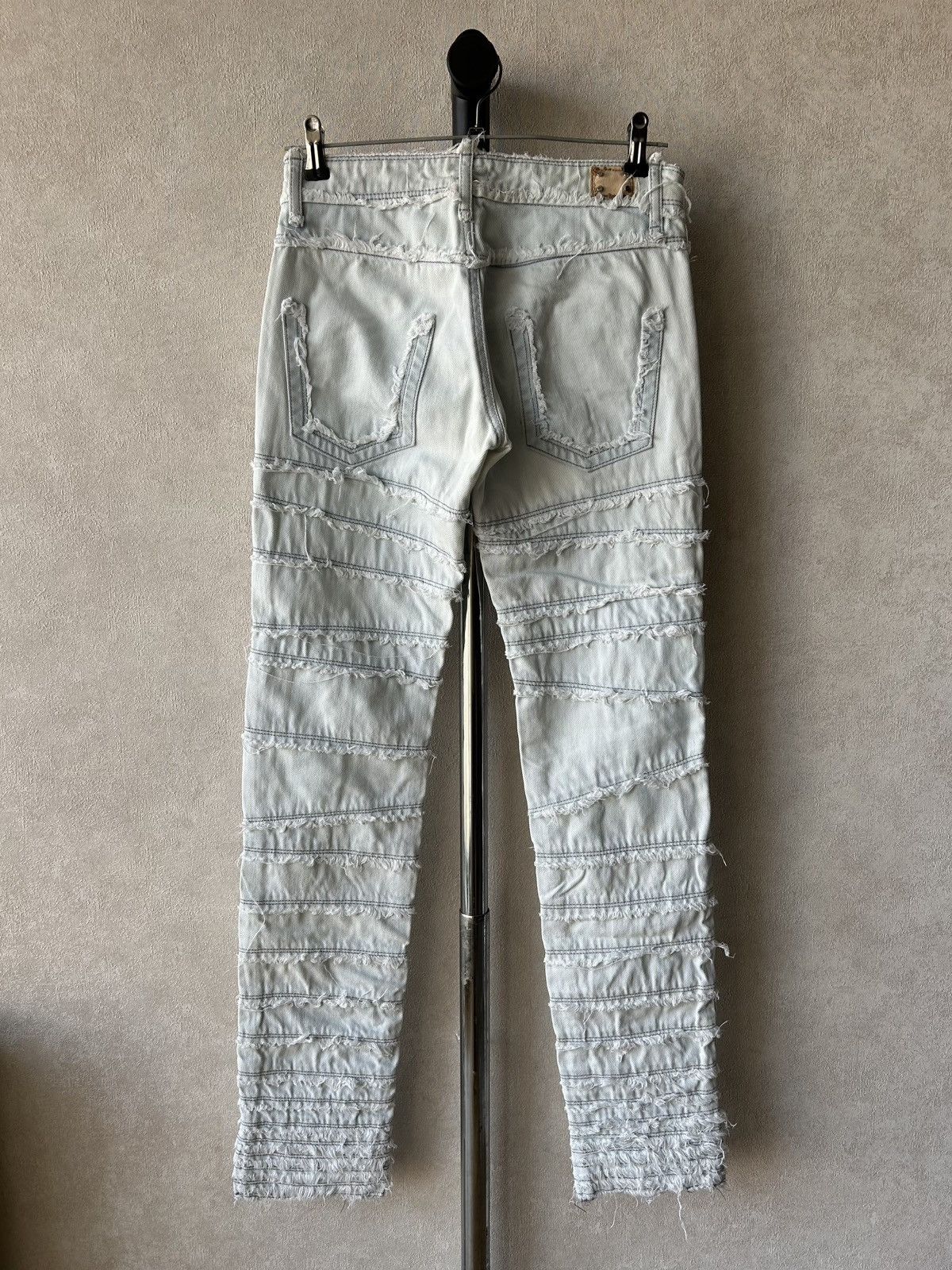 Dolce & Gabbana Dolce & Gabbana Staked and Ripped Slim Fit Jeans Y2K Size 28" / US 6 / IT 42 - 2 Thumbnail