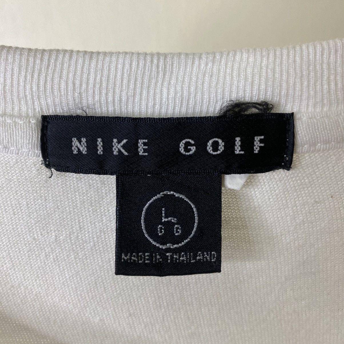 Nike Vintage 2000s Nike Golf NYC Center Swoosh T Shirt Size US M / EU 48-50 / 2 - 3 Thumbnail