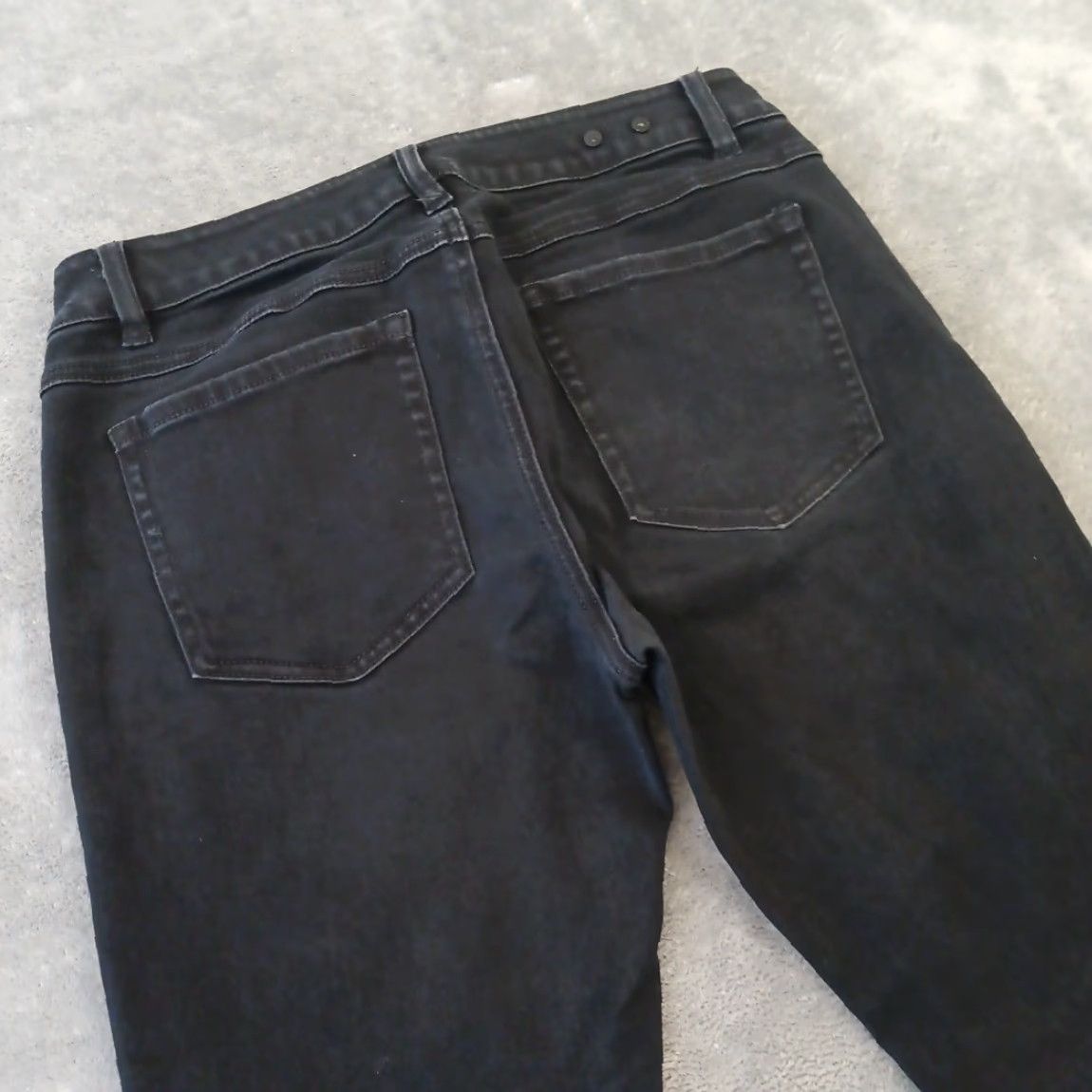 Vintage CAbi Cropped Jeans Womens Size 6 Black Stretch 28x25.5 Mid Rise Denim Jeans Womens 5-Pocket Design Stretchful? Size 28" / US 6 / IT 42 - 7 Thumbnail