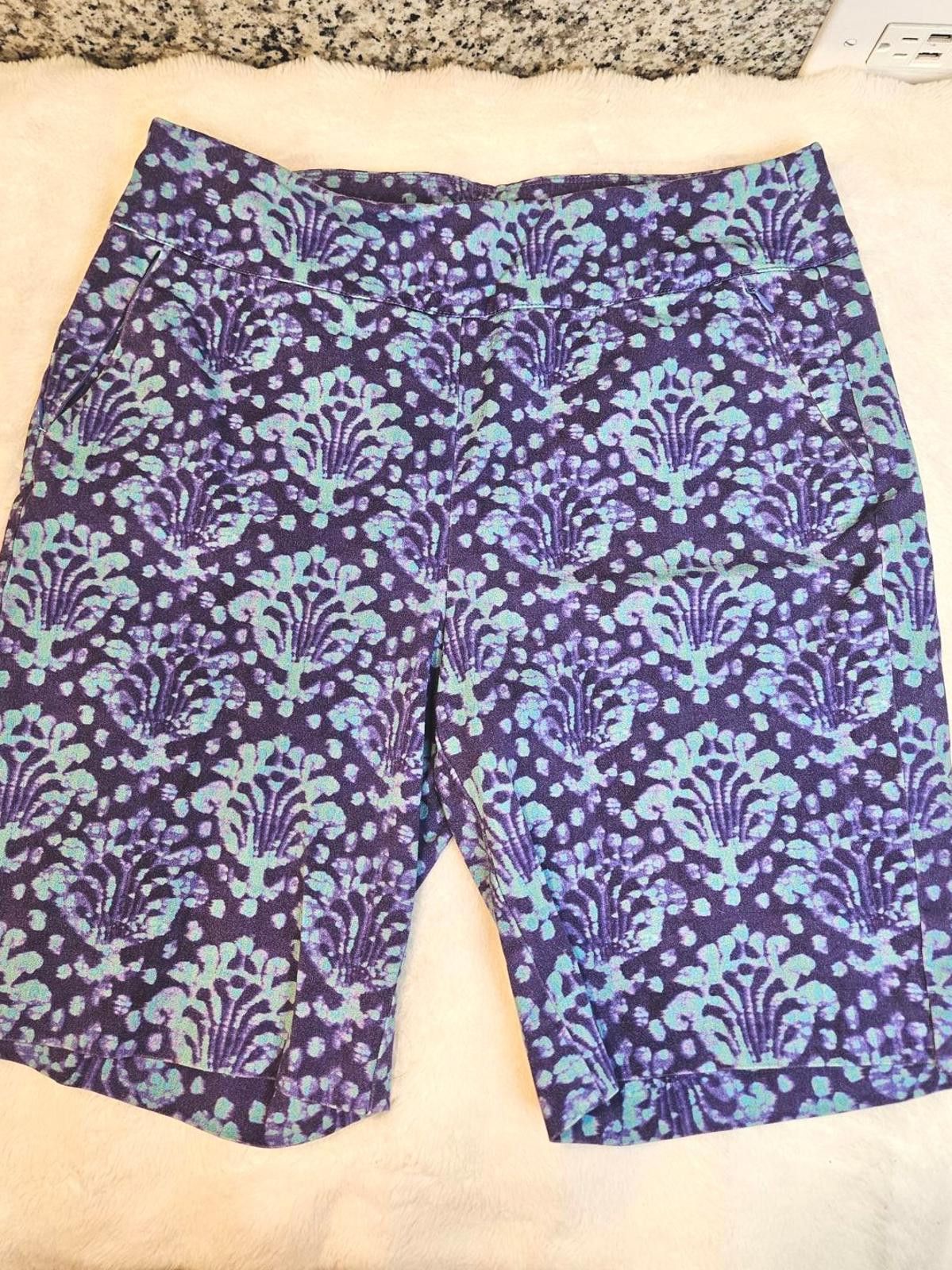 Designer Soft Surroundings Floral Print Bermuda Shorts Size 32" / US 10 / IT 46 - 2 Thumbnail