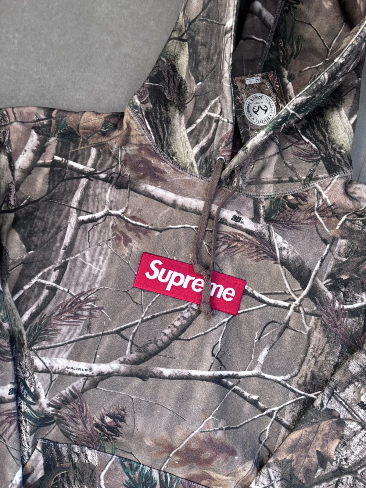 Supreme Supreme Box Logo Camo FW25 Size US L / EU 52-54 / 3 - 5 Thumbnail