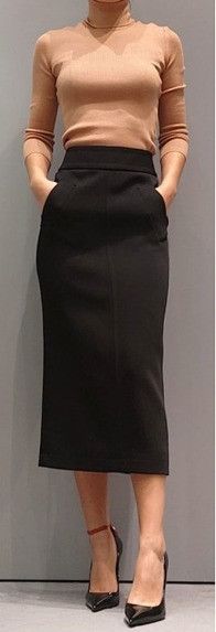 Tom Ford o1loc1c0924 MAK1086 Turtleneck Knitted Top in Brown Size M / US 6-8 / IT 42-44 - 2 Thumbnail