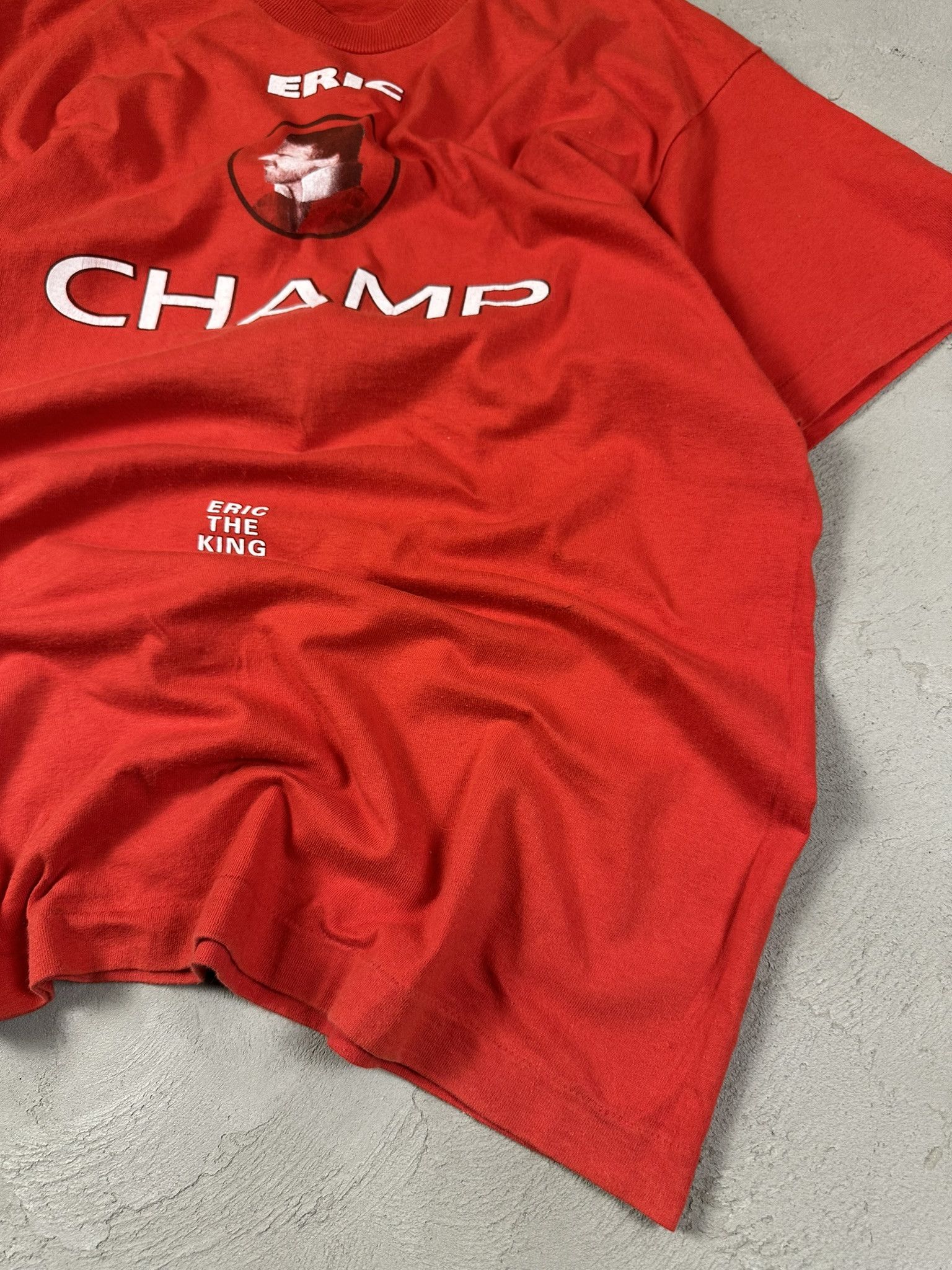 Vintage 90s Vintage Eric Cantona Manchester United Soccer T-shirt Size US L / EU 52-54 / 3 - 5 Thumbnail