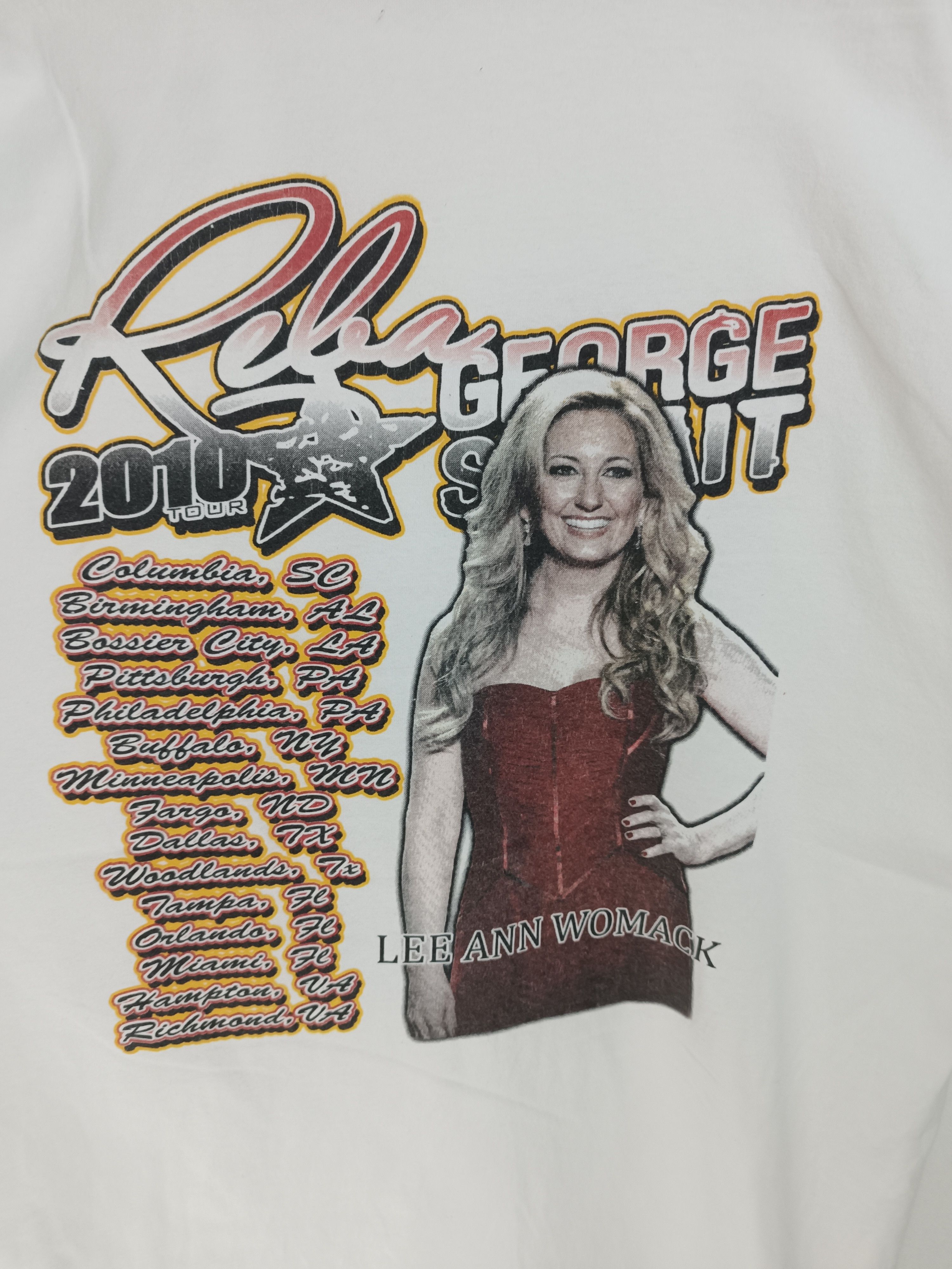 Vintage VINTAGE 2010 REBA & GEORGE STRAIT WOMACK TOUR TEE VERY RARE Size US XL / EU 56 / 4 - 16 Thumbnail
