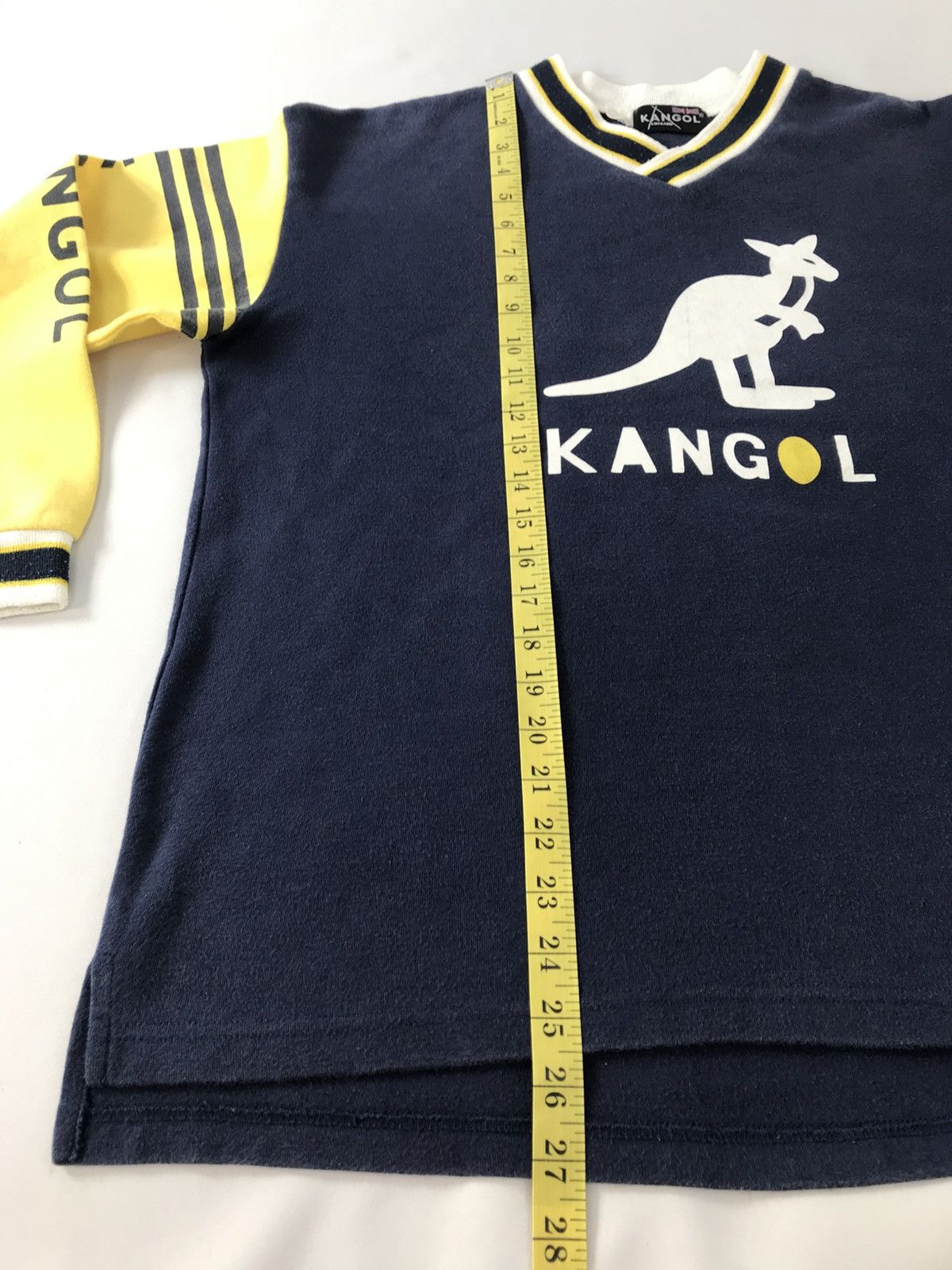 Kangol Kangol England Big Logo V Neck Graphic Printed T-shirt Size US L / EU 52-54 / 3 - 9 Thumbnail