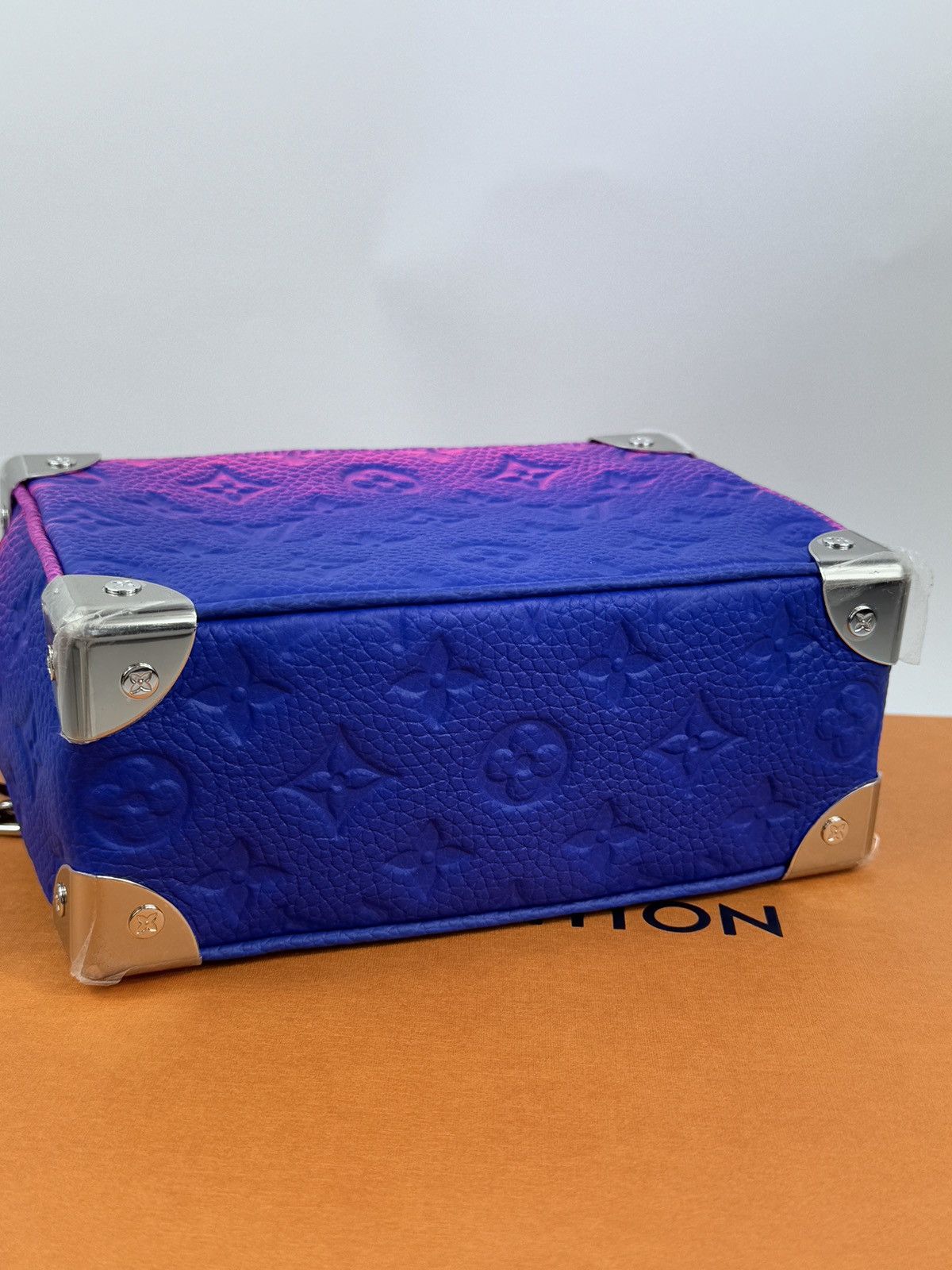 Louis Vuitton 2022 VIRGIL ABLOH MONOGRAM ILLUSION TRUNK Size ONE SIZE - 7 Thumbnail
