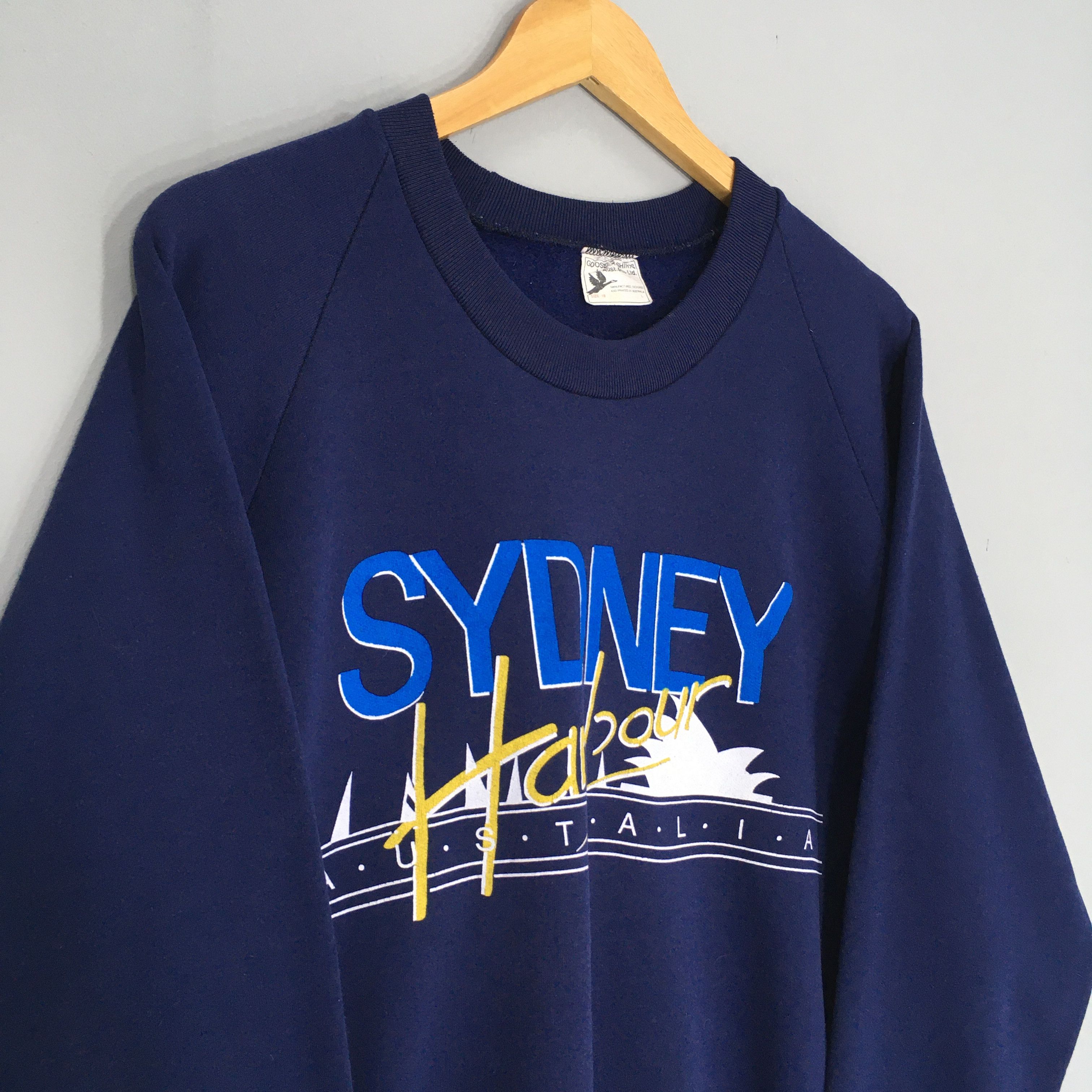 Vintage Vintage 90s Sydney Harbour Australia Blue Sweatshirt Large Size US L / EU 52-54 / 3 - 3 Thumbnail