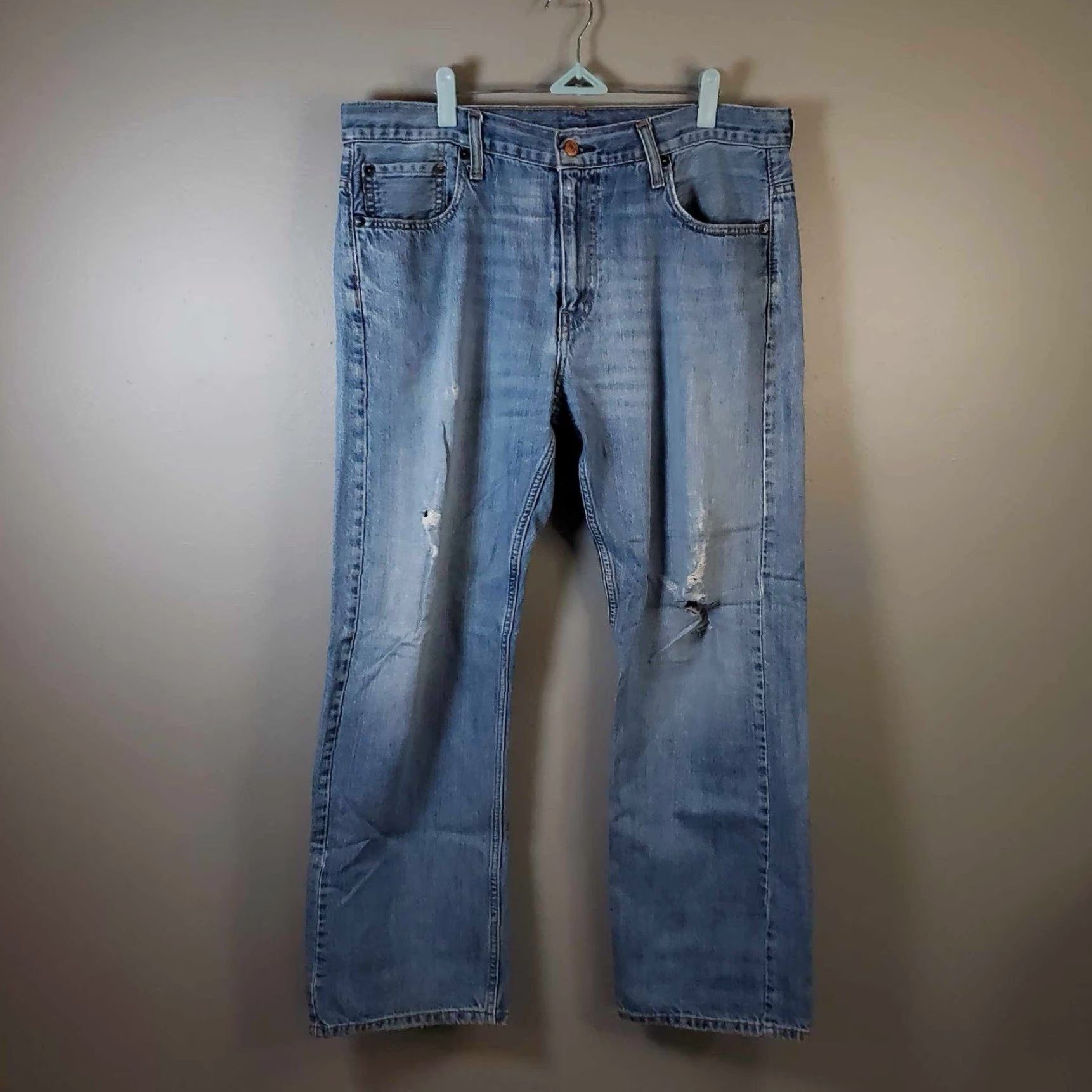 Levi's VINTAGE Levi's 569 Jeans 36 x 29 Mens Blue Distressed Straight Size US 36 / EU 52 - 4 Thumbnail