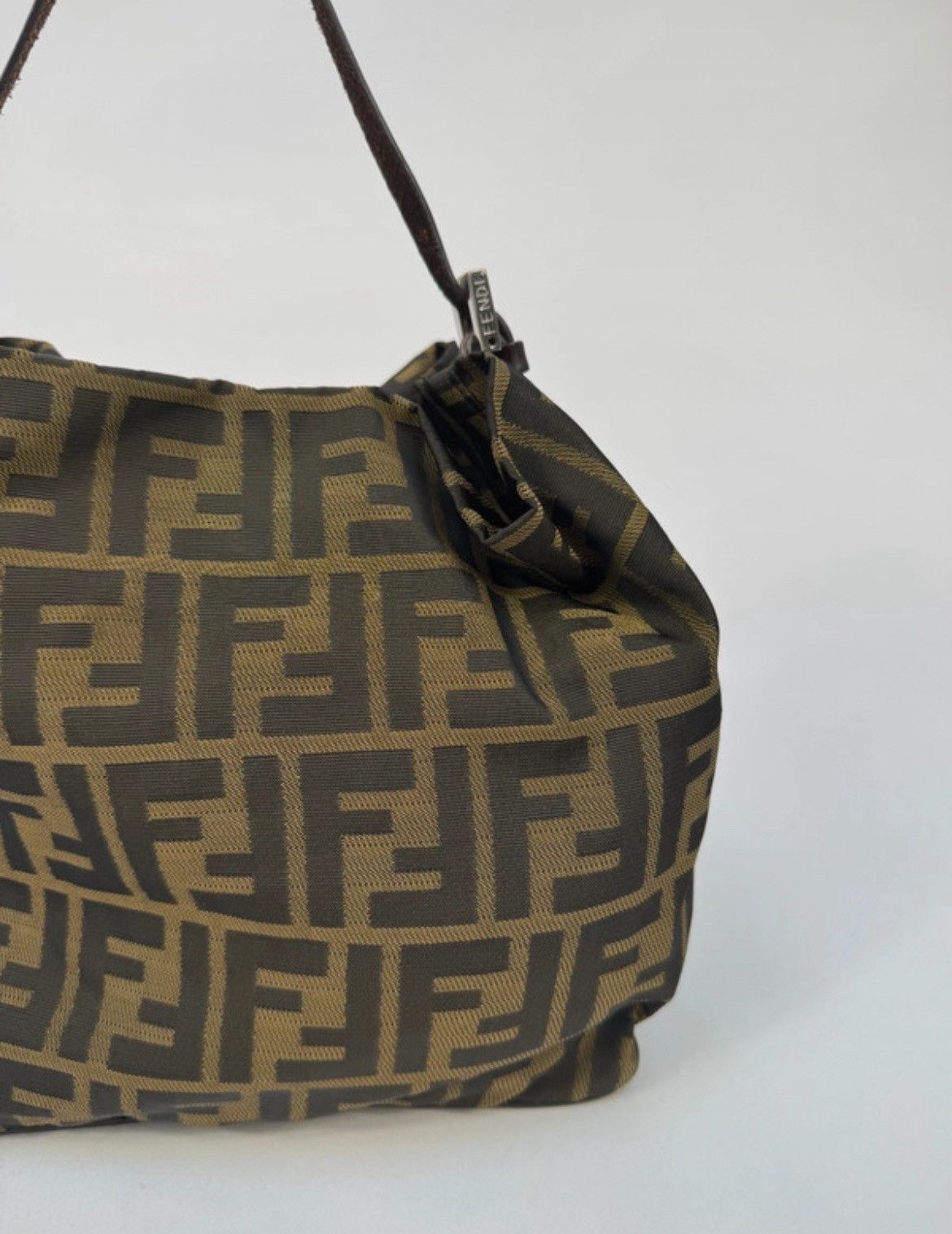Fendi Fendi monogram shoulder bag baguette mamma Size ONE SIZE - 8 Thumbnail