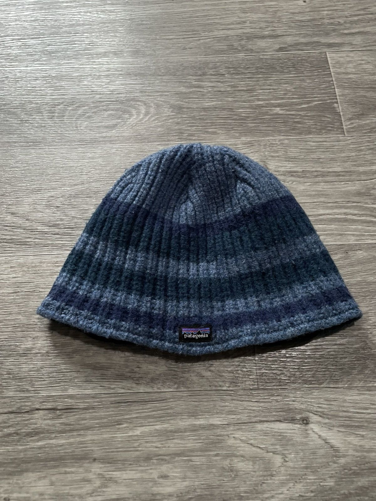 Patagonia Vintage Patagonia Striped Knited Beanie Hat Size ONE SIZE - 1 Thumbnail