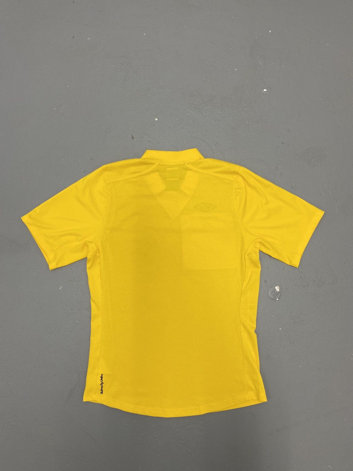 Umbro Umbro yellow soccer jersey Size US M / EU 48-50 / 2 - 6 Thumbnail