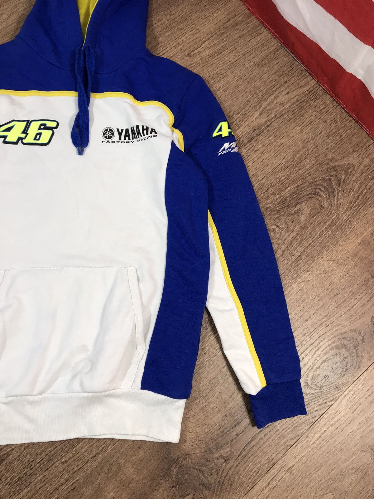 Yamaha Yamaha Valentino Rossi 46 Racing Hoodie Size US M / EU 48-50 / 2 - 3 Thumbnail