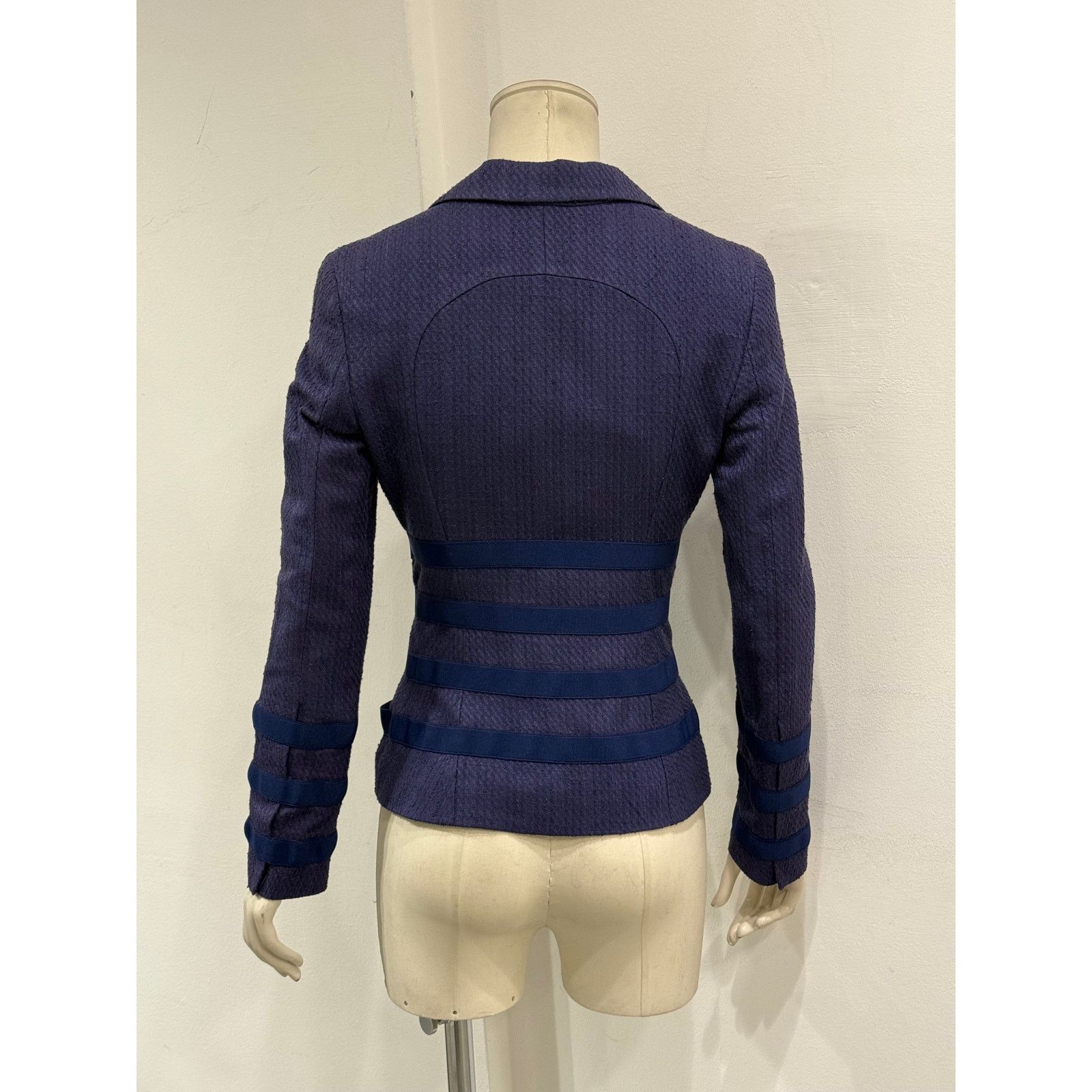 Versace 2000s Versace textured strap-detail bondage fitted blazer Size S / US 4 / IT 40 - 5 Thumbnail