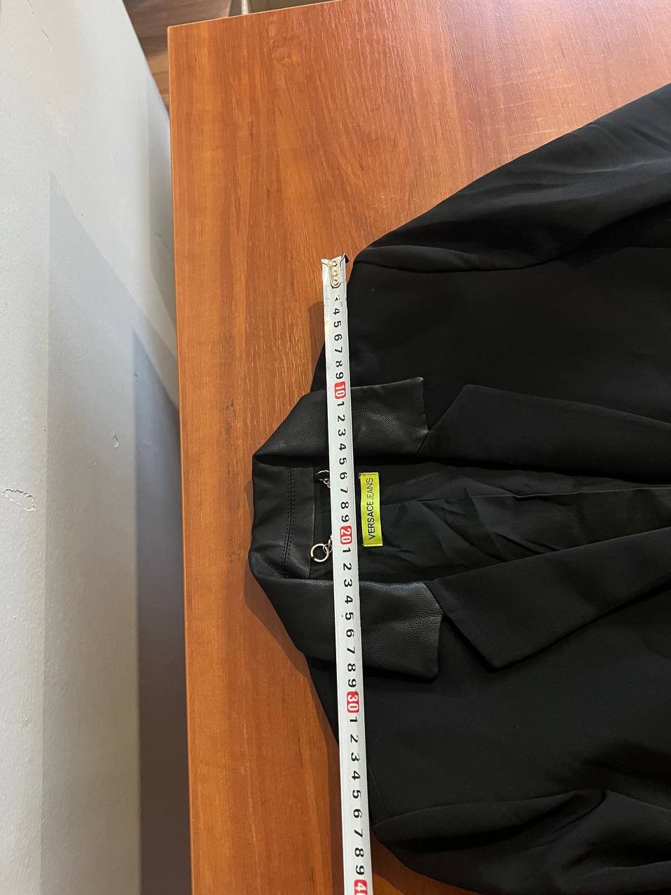Versace Jeans Couture VERSACE JEANS RARE WOMEN DESIGNER SOLID SMOKING JACKETBLAZER Size XS / US 0-2 / IT 36-38 - 20 Thumbnail