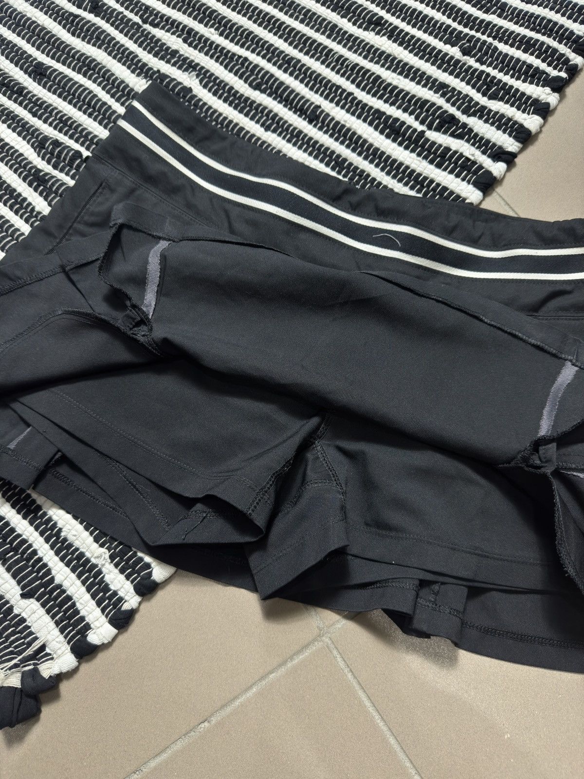 Nike VINTAGE NIKE 2000s TENNIS MINI SKIRT SHORTS Size 30" / US 8 / IT 44 - 5 Thumbnail