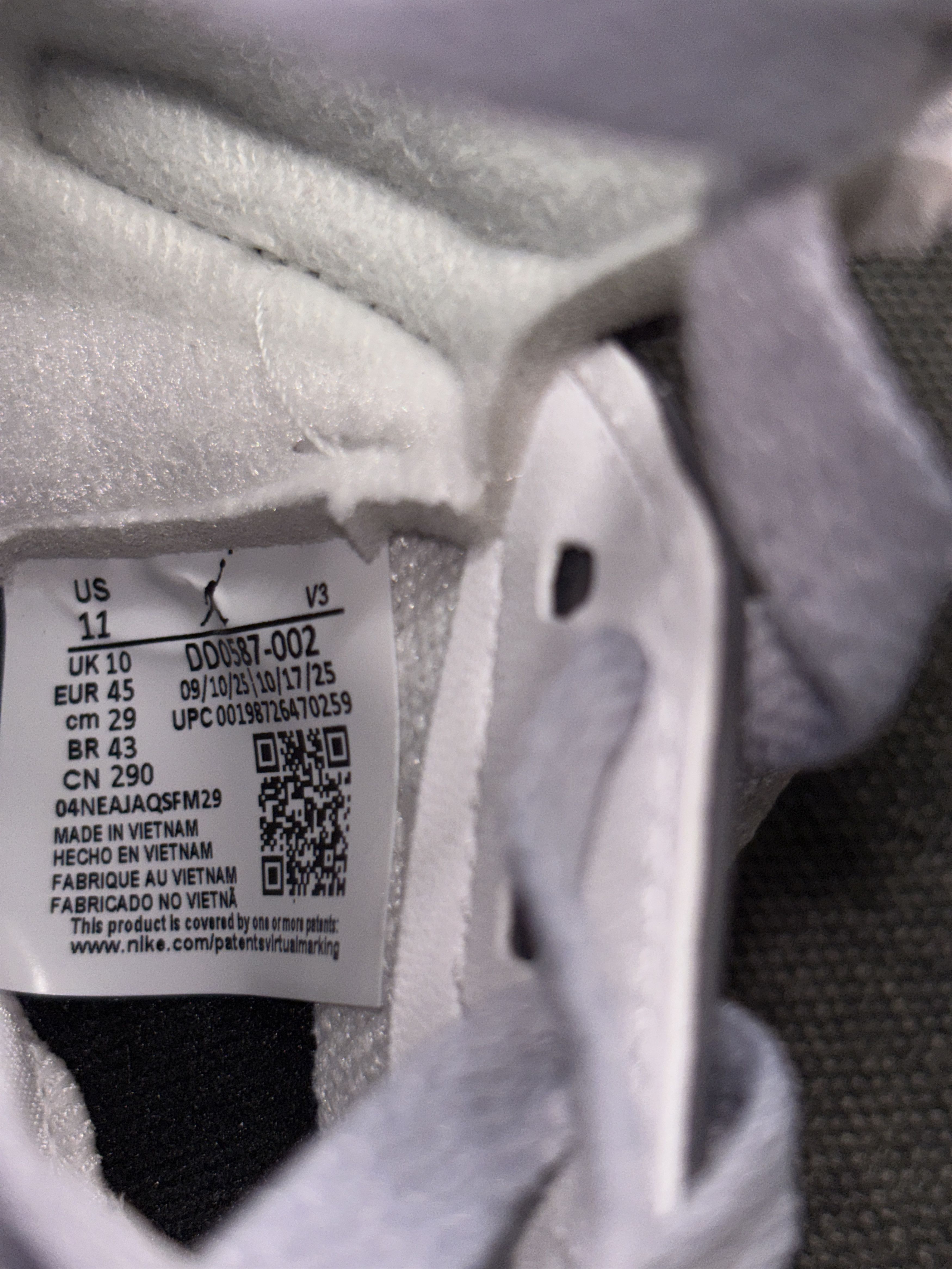 Nike Nike Air Jordan 5 Retro Wolf Grey (2026) Size 11 DD0587-002 Size US 11 / EU 44 - 12 Thumbnail