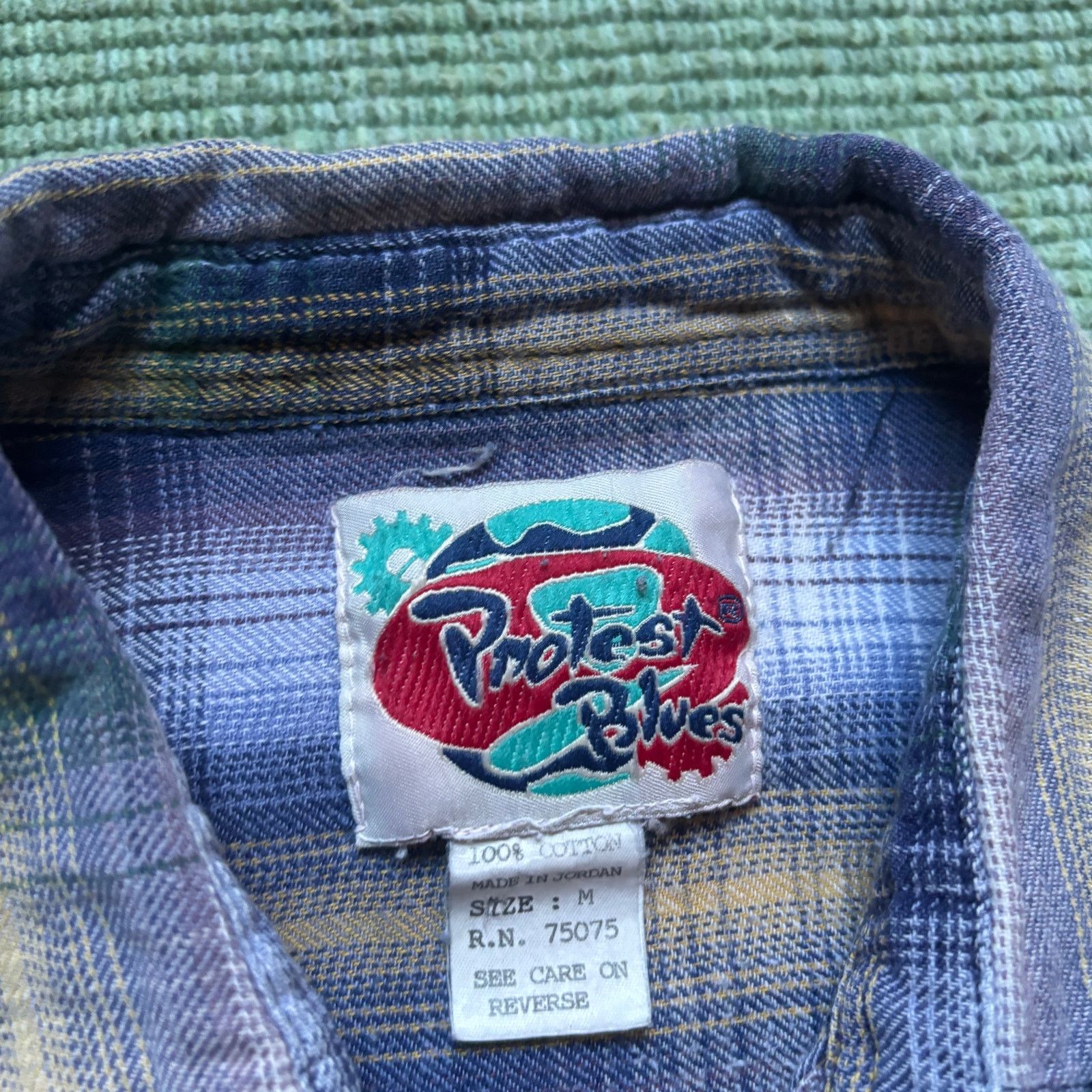Vintage Vintage 90s protest blues grunge plaid cotton flannel shirt Size US L / EU 52-54 / 3 - 3 Thumbnail