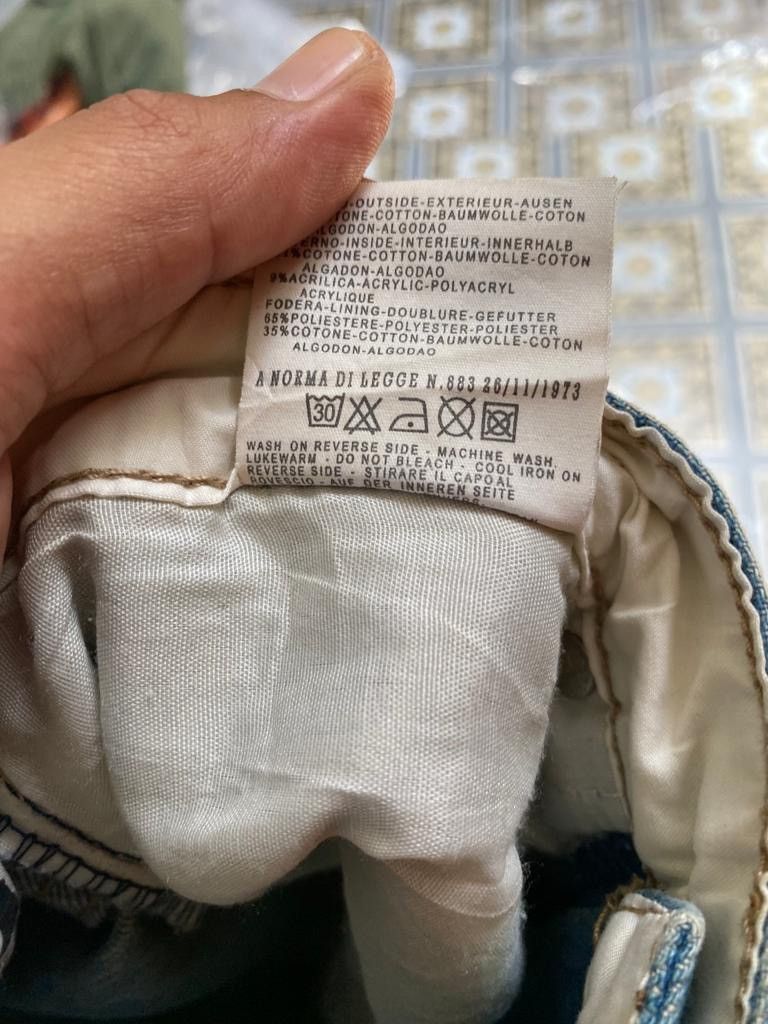 Dolce & Gabbana Archives by Dolce And Gabbana distressed poems jeans Size US 31 - 4 Thumbnail