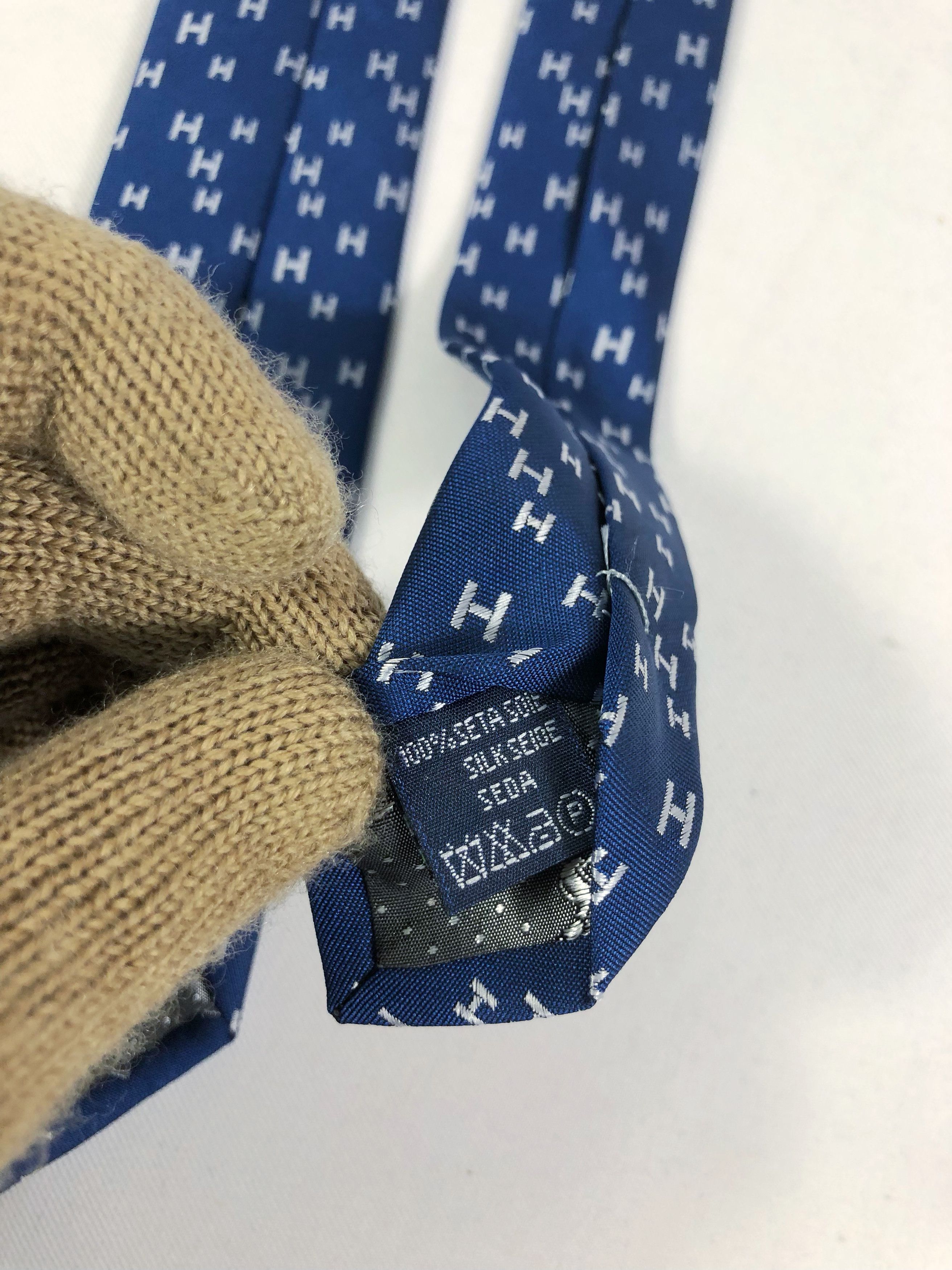 Hermes Rare Hermes Monogram Silk Tie Made in Italy Size ONE SIZE - 9 Thumbnail