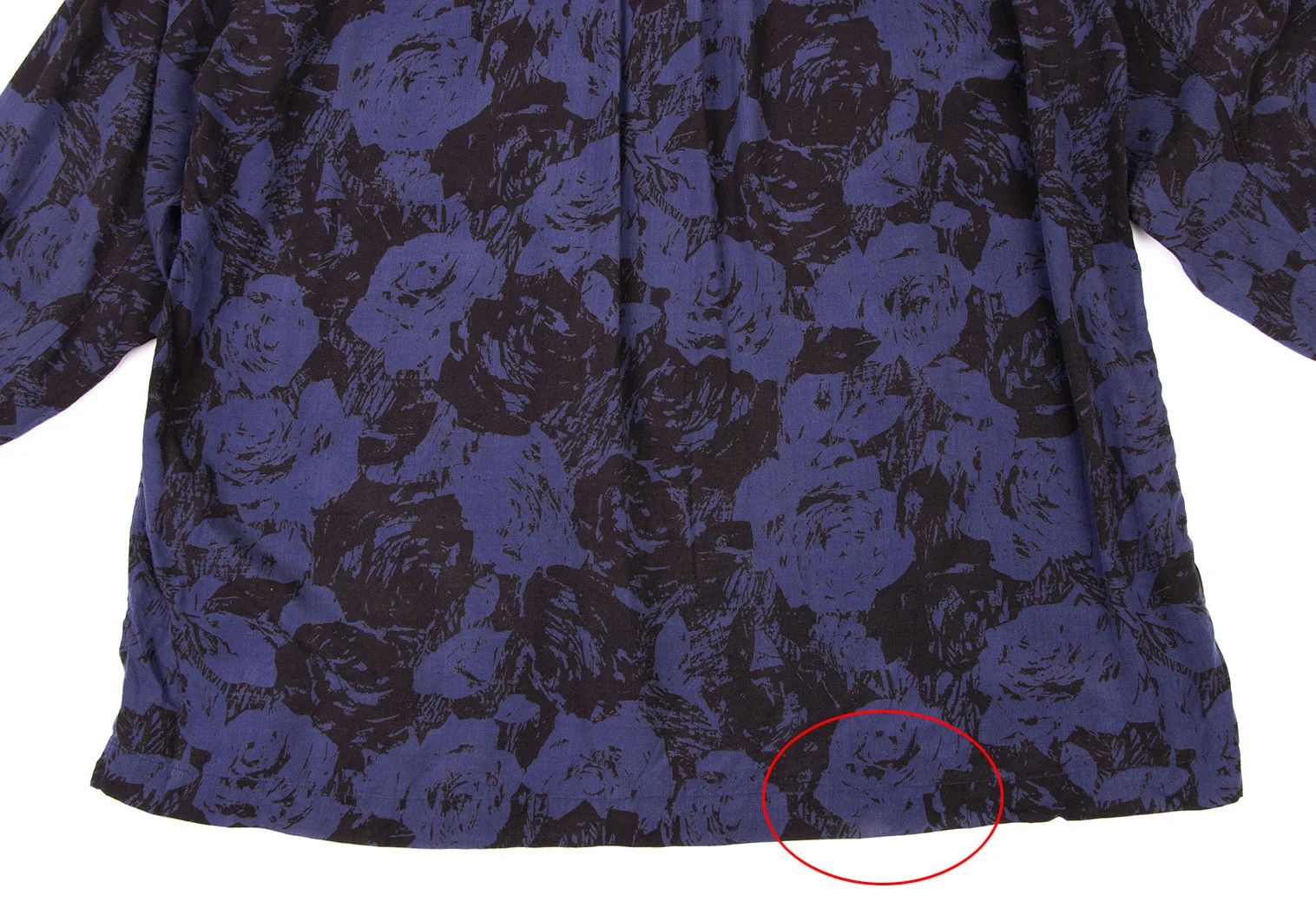 Issey Miyake Rayon Patterned Pullover Shirt in Blue and Black, Size M Size US M / EU 48-50 / 2 - 14 Thumbnail