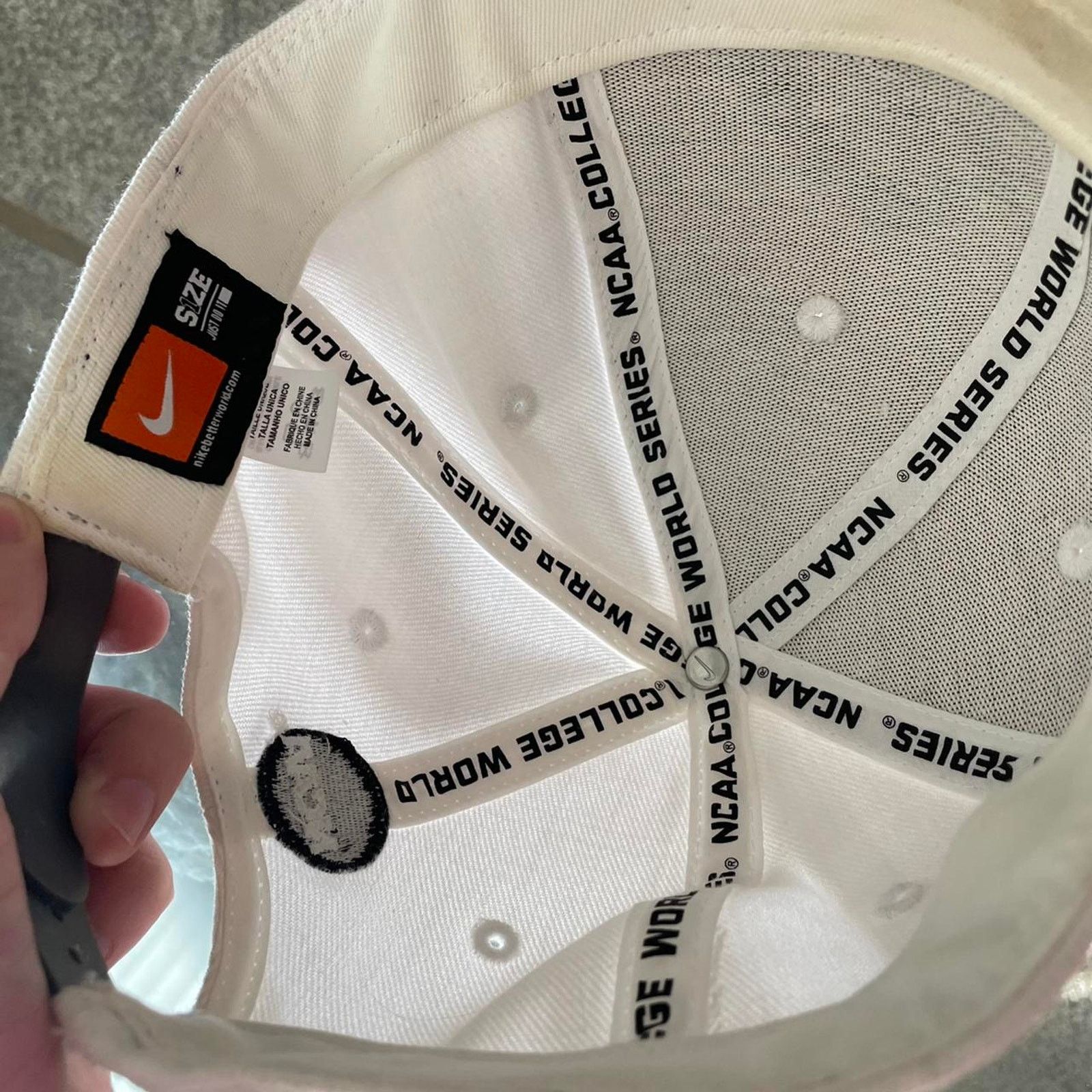 Nike NCAA College World Series CWS 2011 snapback hat baseball cap Size ONE SIZE - 4 Thumbnail