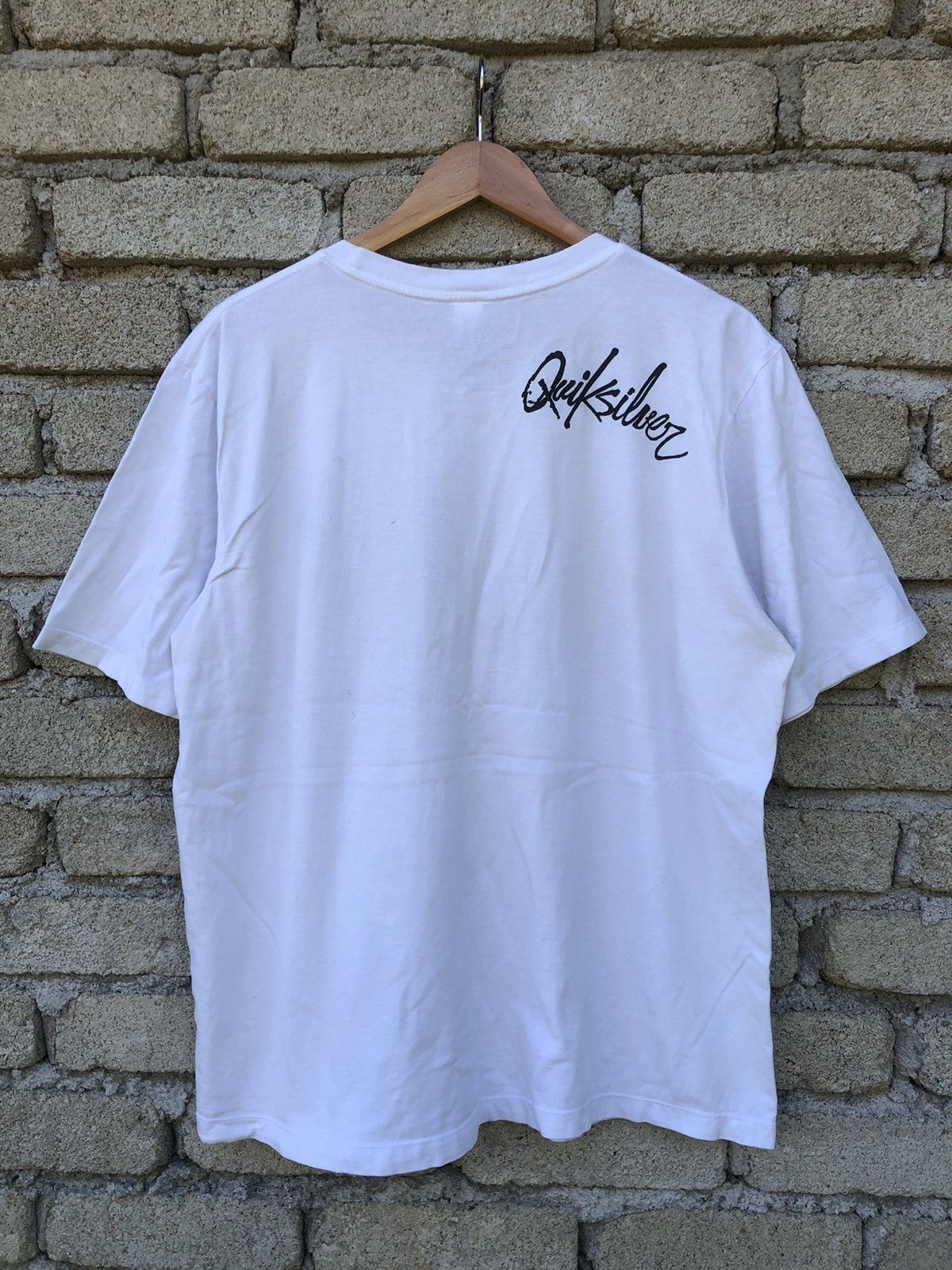 Quiksilver Vintage Y2K Quiksilver All Logo Surfing Tshirt Size US L / EU 52-54 / 3 - 9 Thumbnail