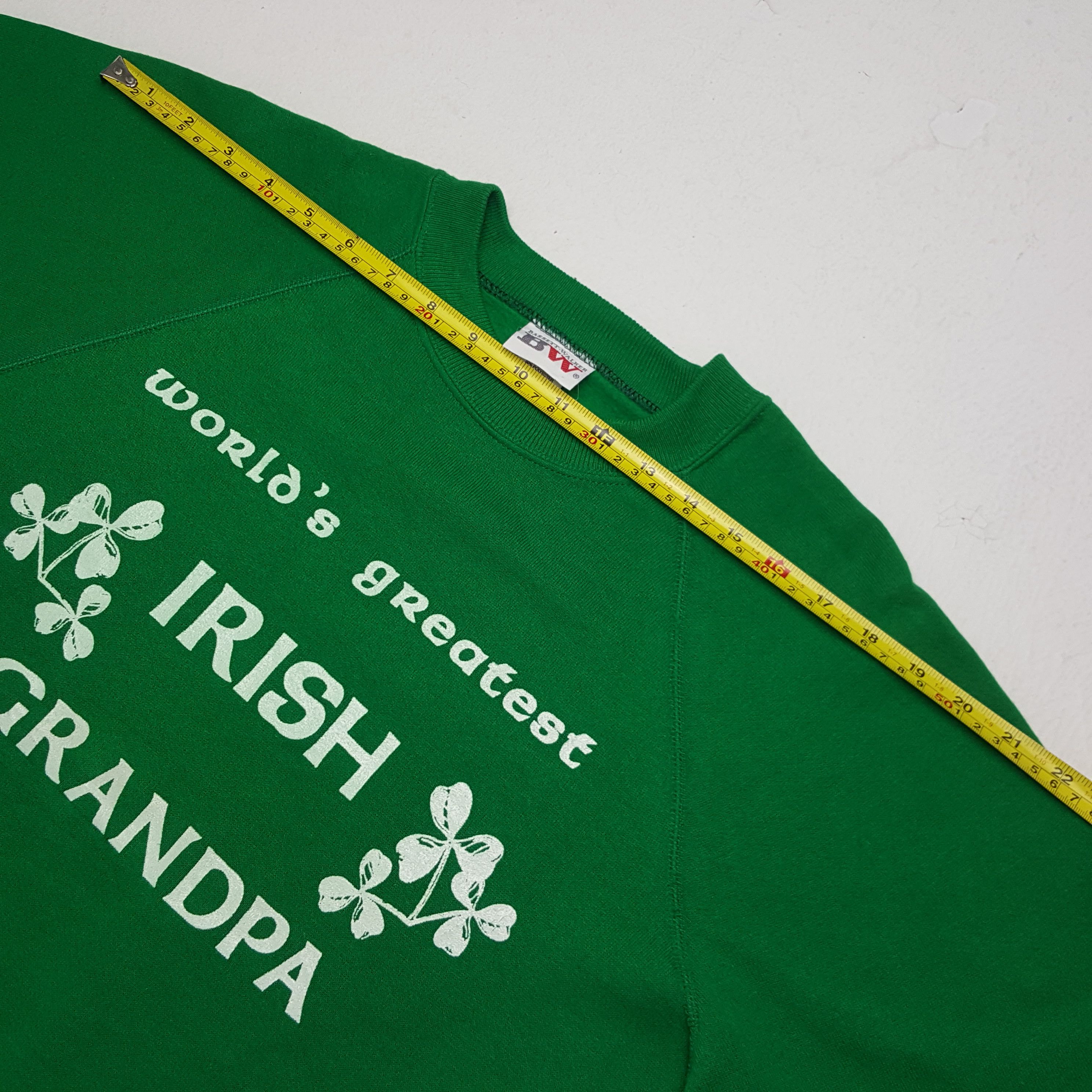 Vintage Vintage World Greatest IRISH Grandpa 90's Sweatshirt Size US M / EU 48-50 / 2 - 5 Thumbnail