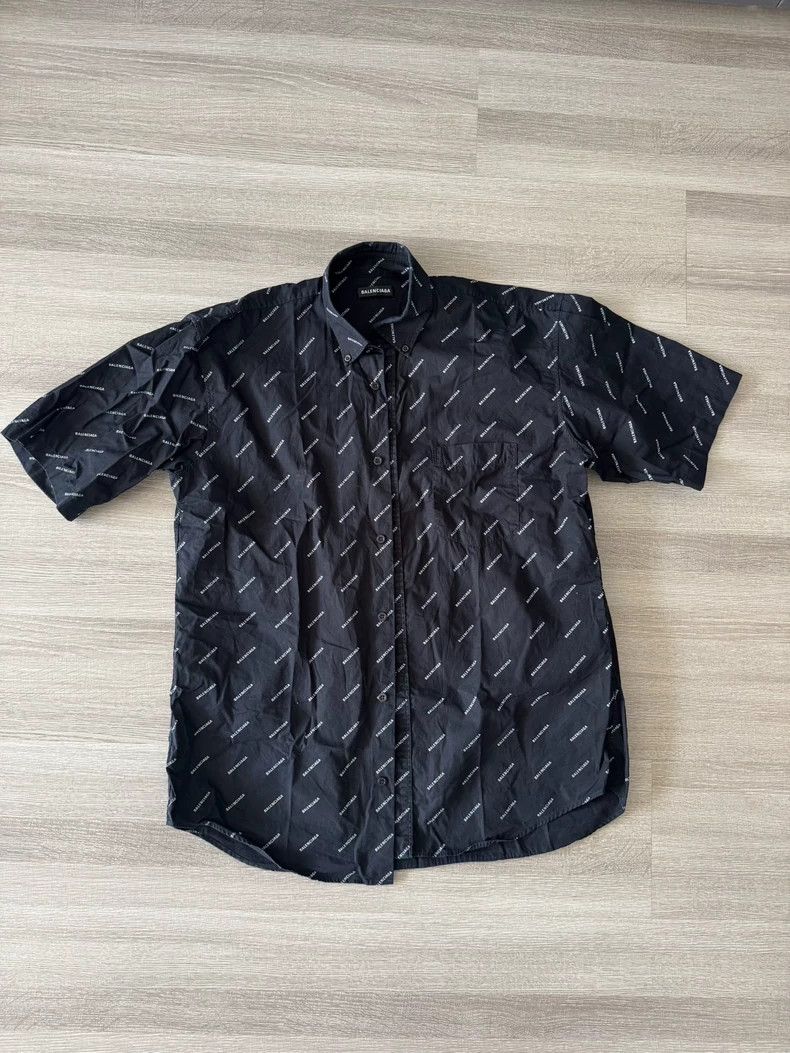 Balenciaga Balenciaga Logo Print Short Sleeve Top - dmc Size US XL / EU 56 / 4 - 1 Thumbnail
