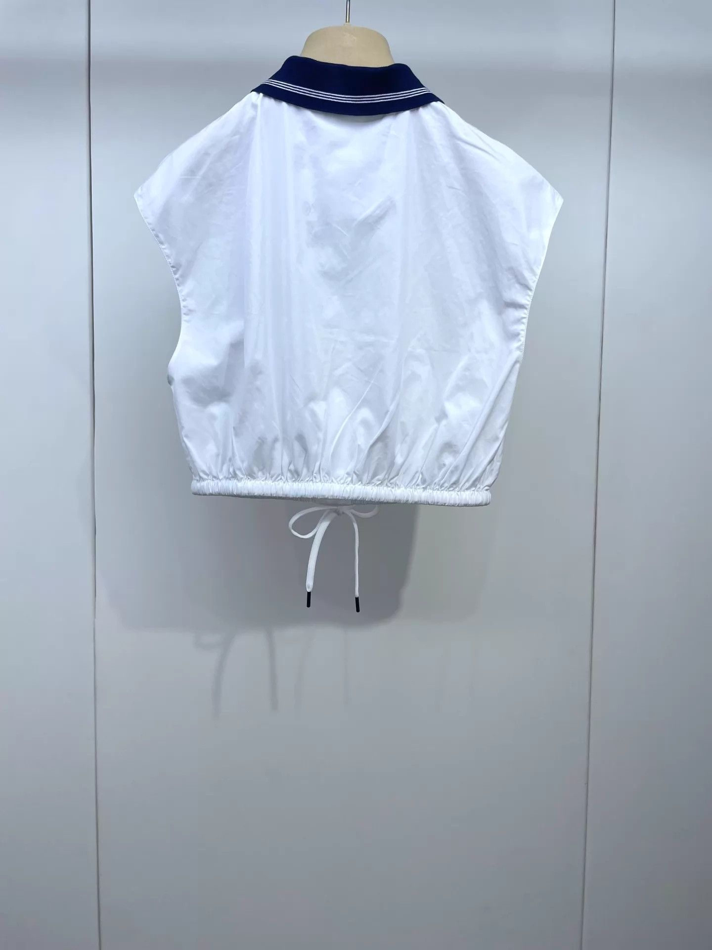 Miu Miu MIU MIU 24 Polo Collar Drawstring Sleeveless Top Size M / US 6-8 / IT 42-44 - 2 Thumbnail