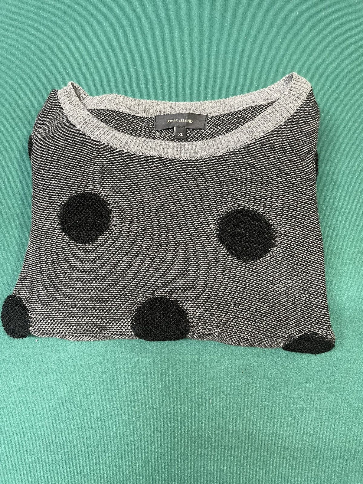 River Island River Island - Grey Polka Dot Knit Sweater (XL) Size US XL / EU 56 / 4 - 1 Thumbnail