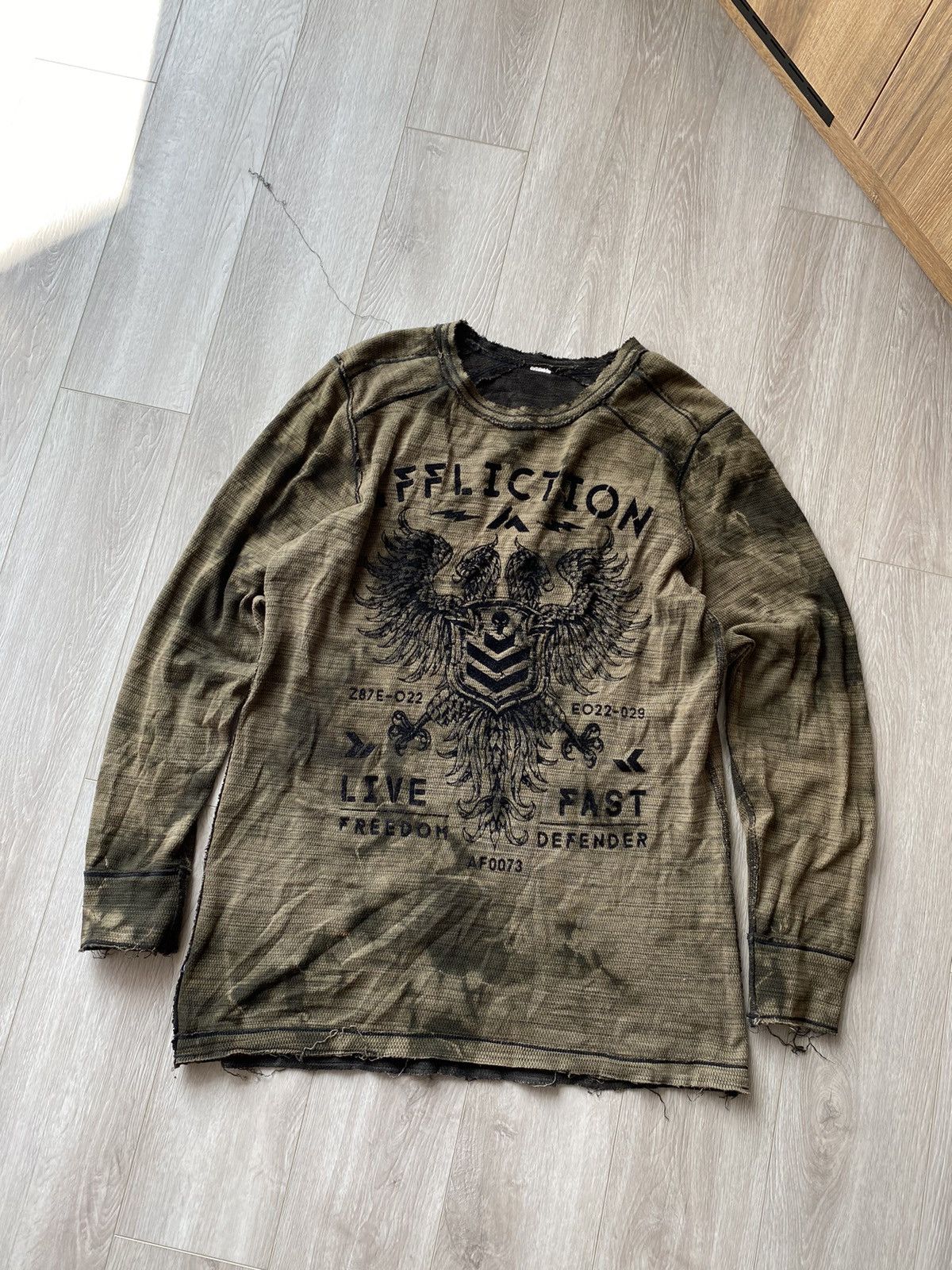 Affliction × Vintage Y2K RARE Affliction Wing Reversible Distressed Long Sleeve Size US XL / EU 56 / 4 - 1 Thumbnail