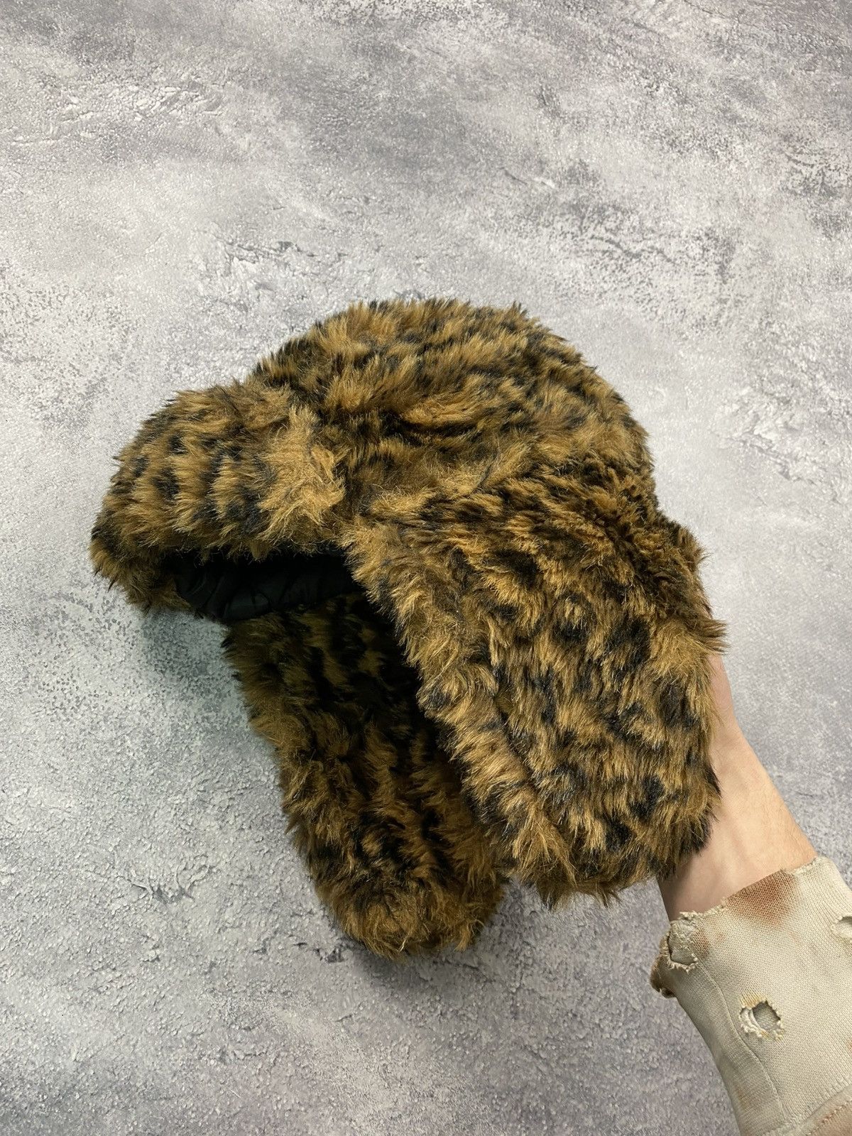 If Six Was Nine Vintage Y2K Fuzzy Ushanka Leopard Beanie Hat Mohair Faux Fur Size ONE SIZE - 3 Thumbnail