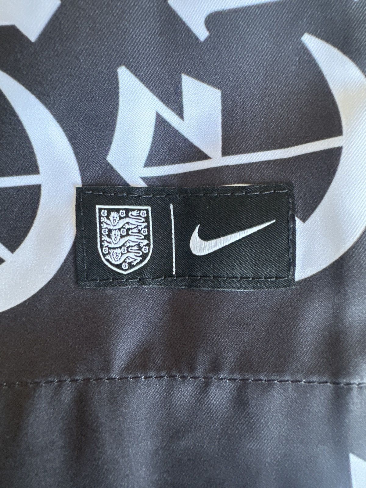 Nike Nike x England Football Top Size US L / EU 52-54 / 3 - 5 Thumbnail