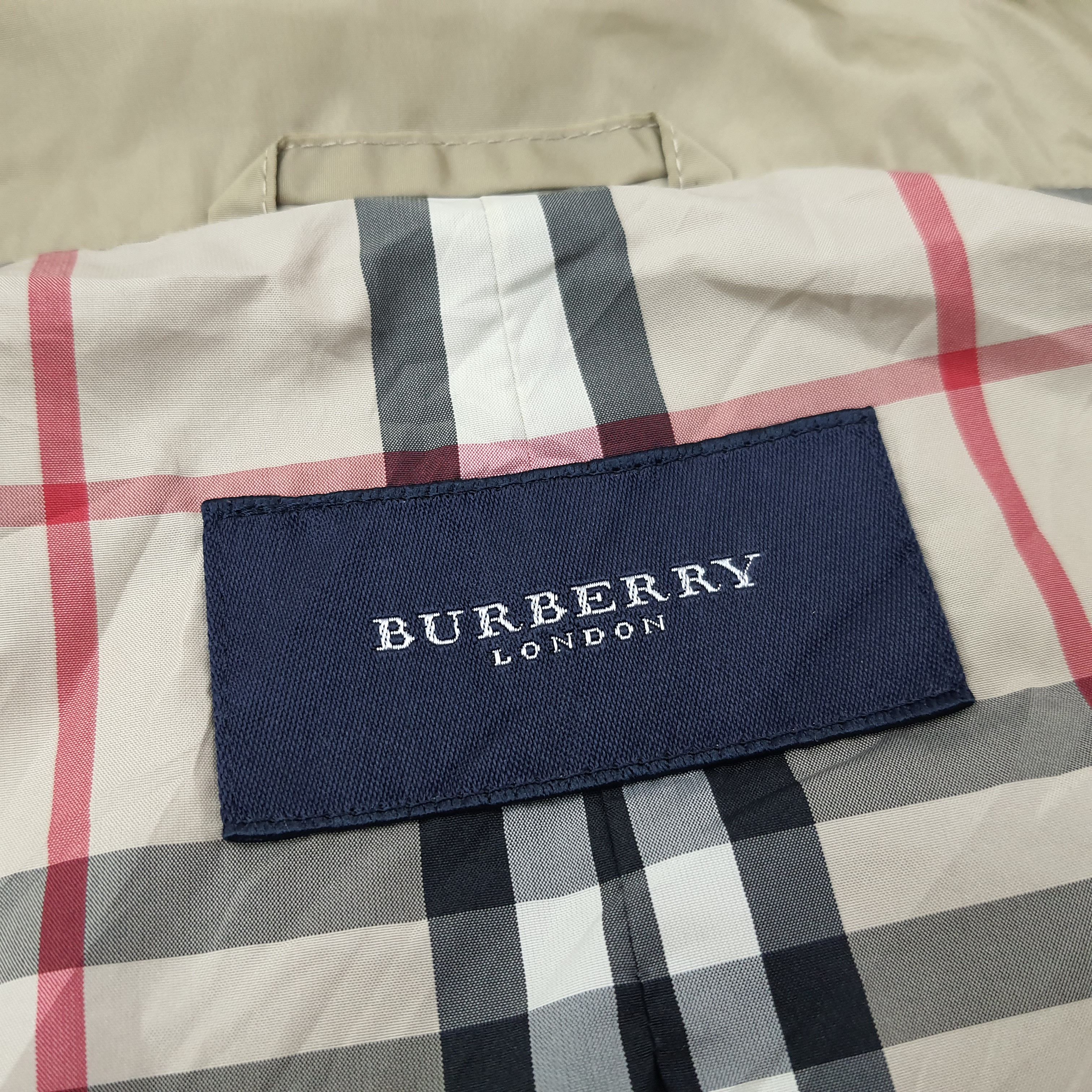 Burberry Vintage Burberry London Custom Logo Jacket C247N23 Size US M / EU 48-50 / 2 - 5 Thumbnail