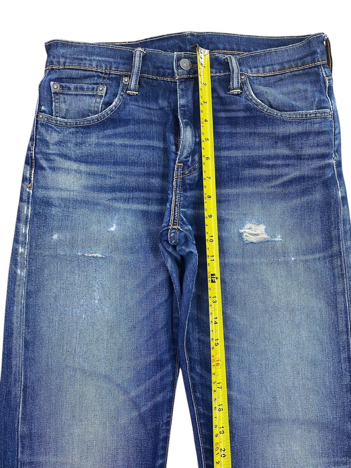 Levi's Levi’s Whiskers Faded Wash Style Straight Cut Jeans Size US 30 / EU 46 - 6 Thumbnail