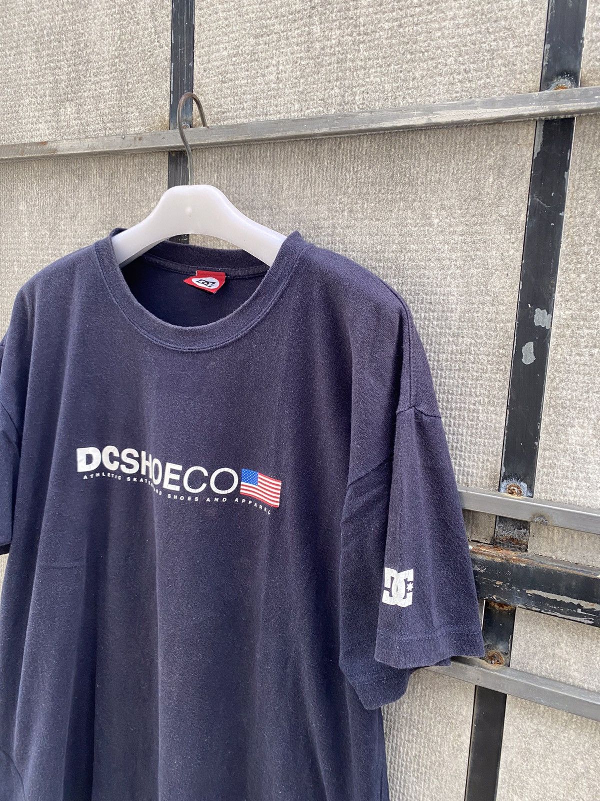 DC × Vintage Vintage Dcshoecousa usa flag tee Size US L / EU 52-54 / 3 - 2 Thumbnail