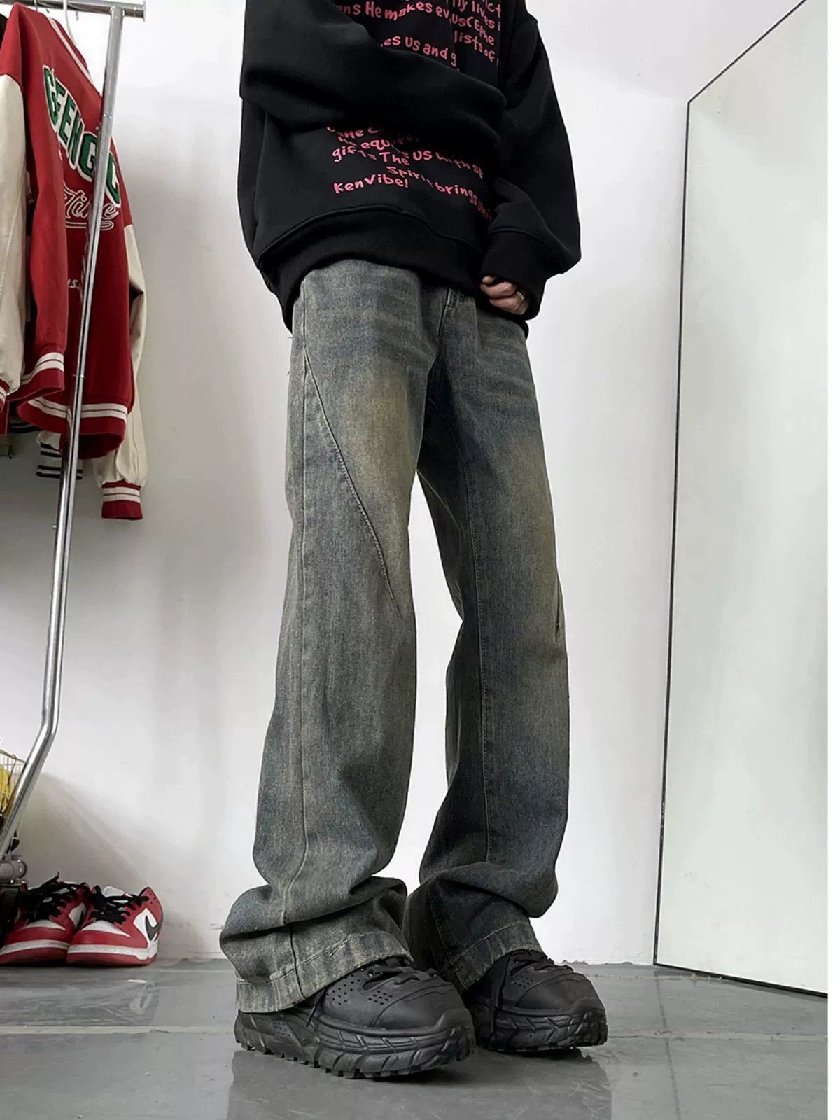 Vintage Men's retro cleanfit distressed washed flared jeans Size US 32 / EU 48 - 3 Thumbnail
