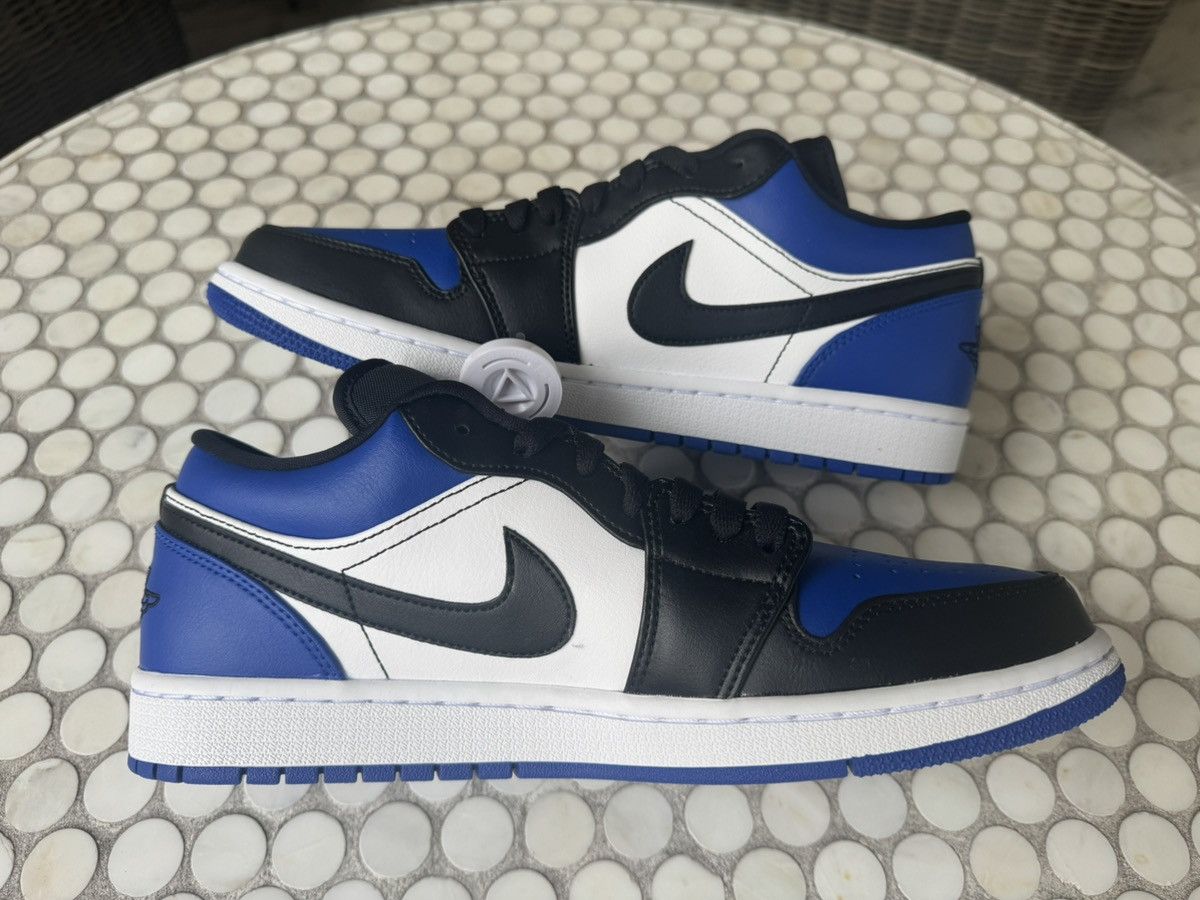 Jordan Brand 10 Jordan 1 Low Royal Toe Blue Black Size US 10 / EU 43 - 6 Thumbnail