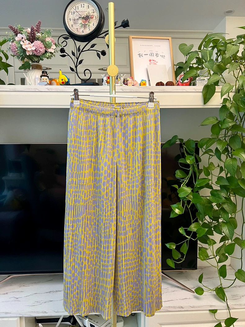 Issey Miyake Issey Miyake size:3 Leopard print polka dot pants Size 42" / US 20 - 1 Thumbnail