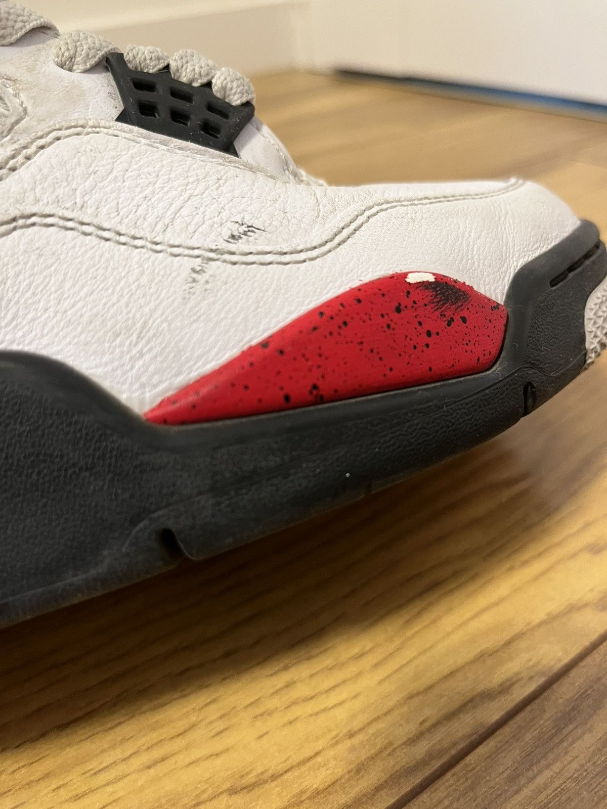 Nike jordan 4 red cement Size US 10 / EU 43 - 8 Thumbnail