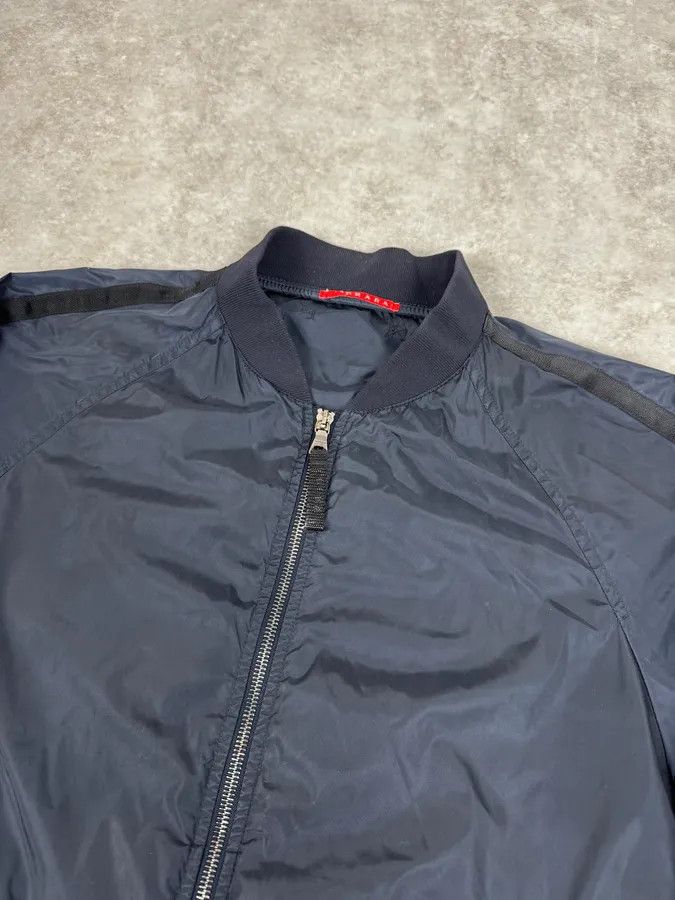 Prada 2000s Prada Nylon Navy Bomber Jacket Size US M / EU 48-50 / 2 - 5 Thumbnail