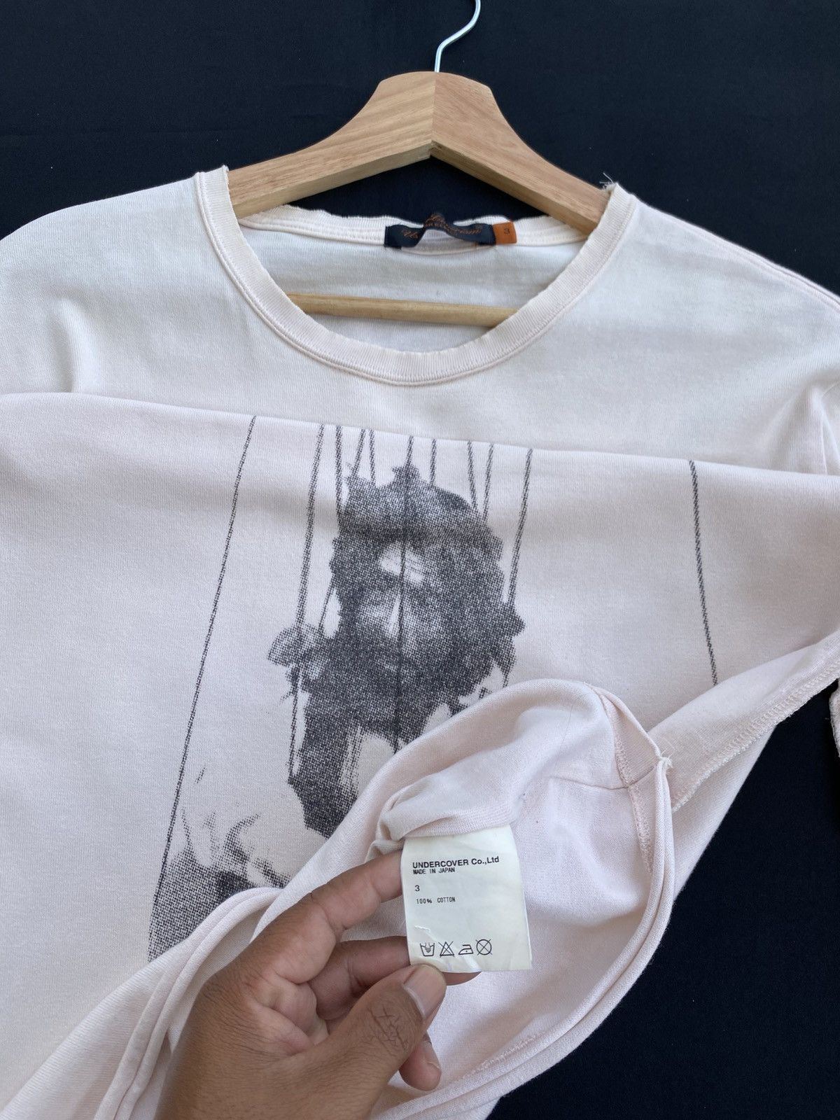 Undercover Undercover SS06 Reverse Seam Guitar Puppet Tee Bob Dylan Size US L / EU 52-54 / 3 - 11 Thumbnail